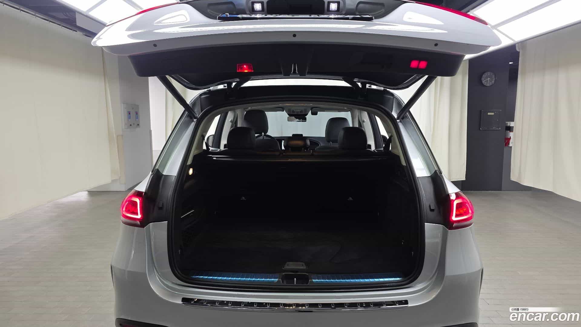 GLE-Class Mercedes-Benz 2021.5-OPTION-024