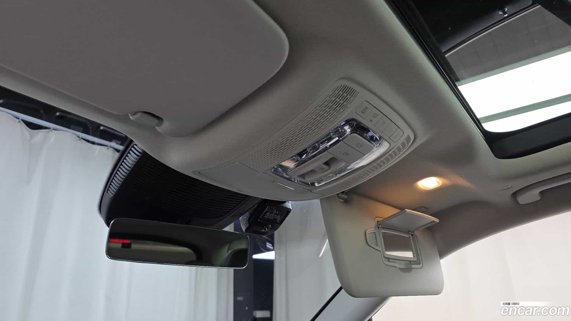 GLE-Class Mercedes-Benz 2021.5-OPTION-042