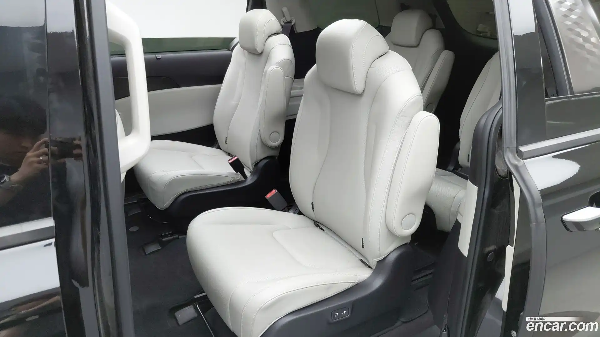 Canival Kia 2023.1-OPTION-017