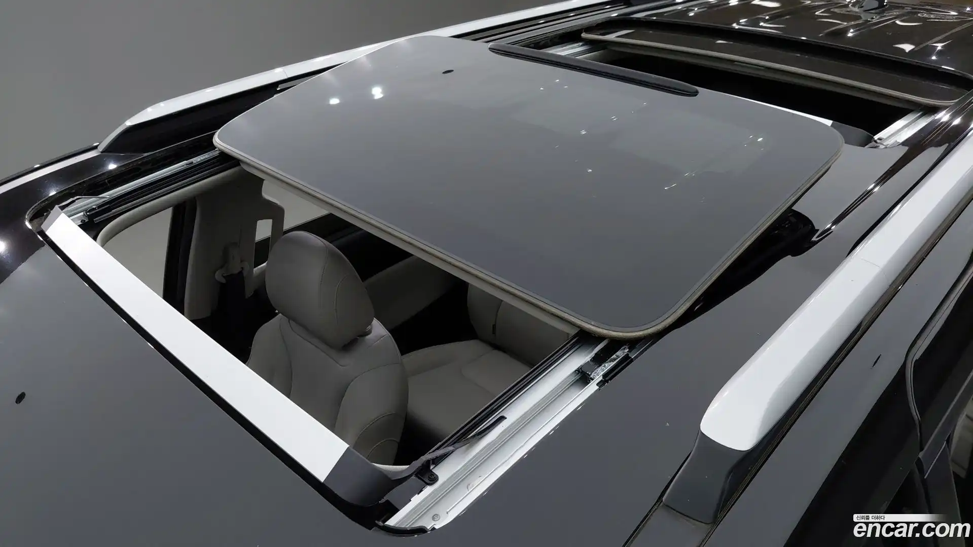 Canival Kia 2023.1-OPTION-019