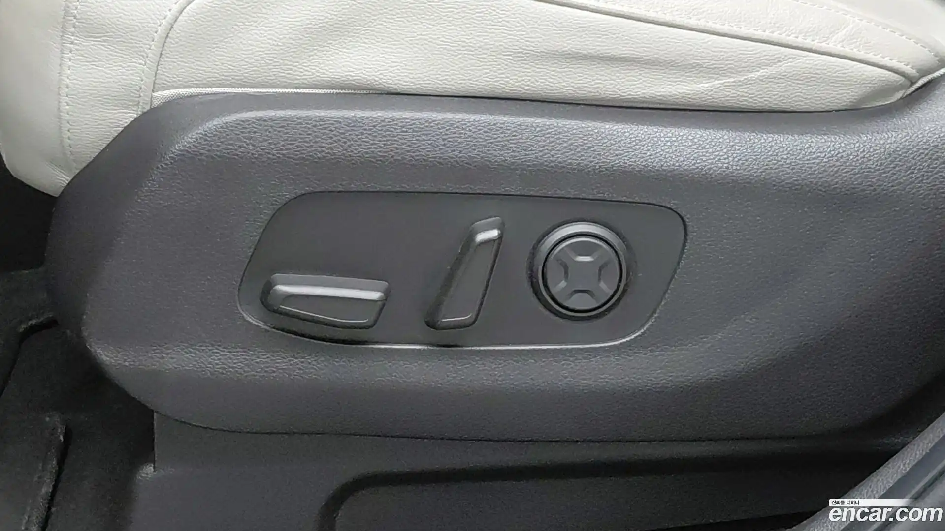 Canival Kia 2023.1-OPTION-020