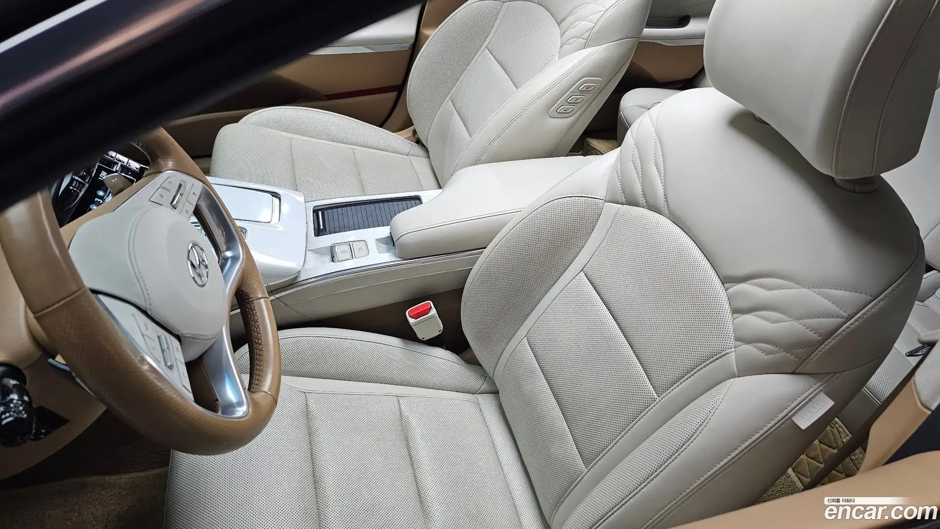 Grandeur Hyundai 2021.9-OPTION-040