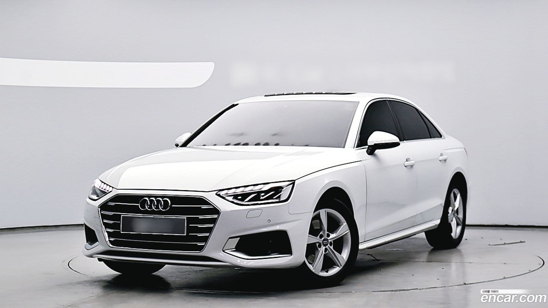 Main__Slider__Photo:A4 Audi 2021.6-0