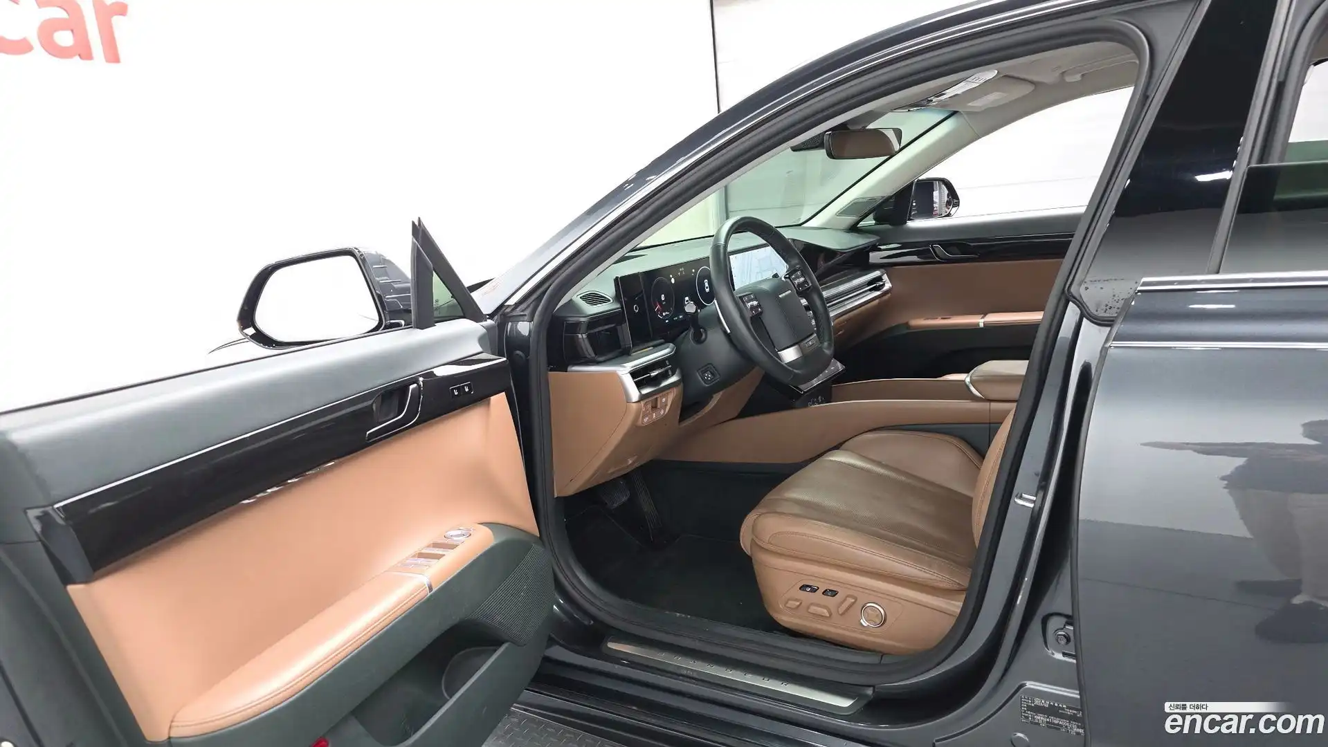 Grandeur Hyundai 2023.1-INNER-010