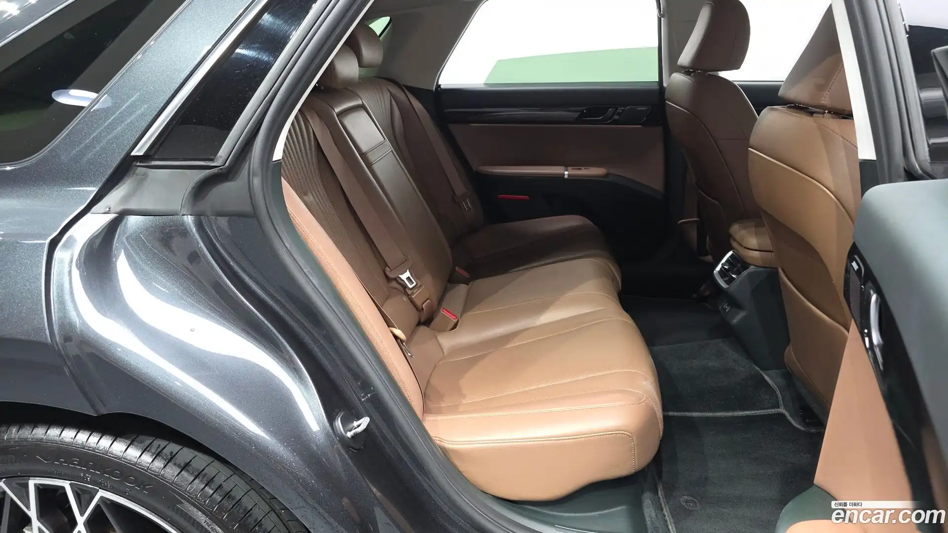 Grandeur Hyundai 2023.1-OPTION-016
