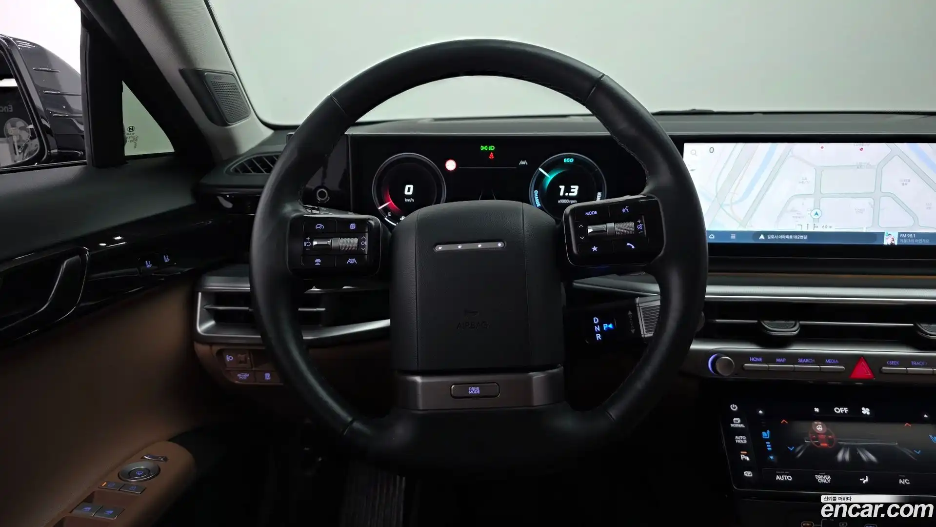 Grandeur Hyundai 2023.1-OPTION-017