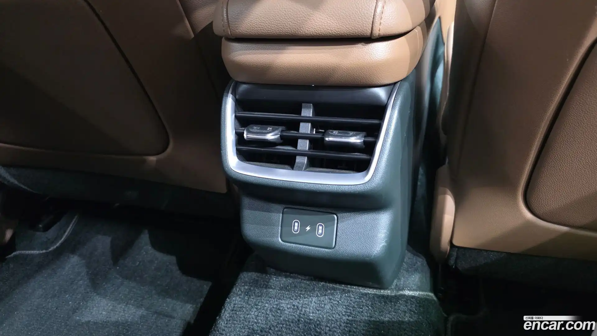 Grandeur Hyundai 2023.1-OPTION-049