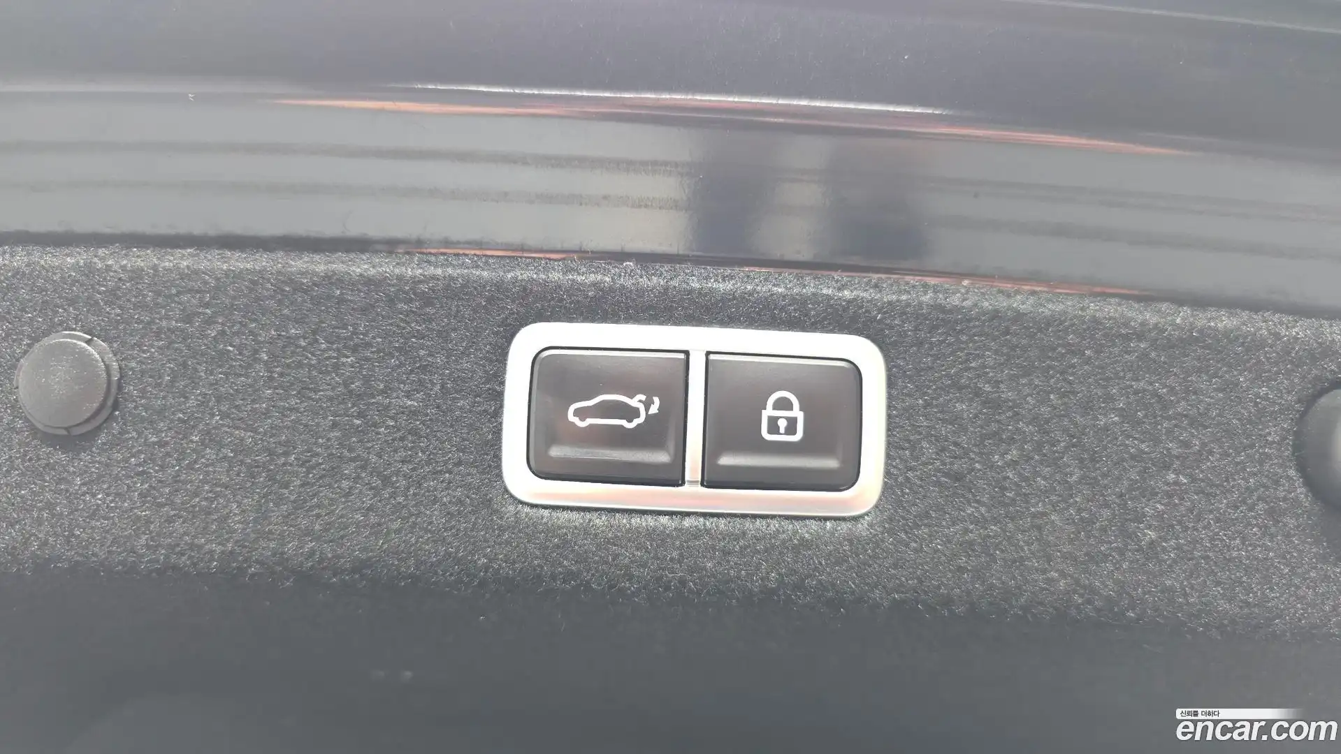 Grandeur Hyundai 2023.1-OPTION-052