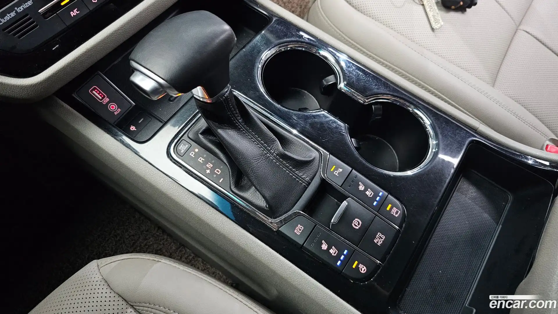 Canival Kia 2018.4-INNER-009