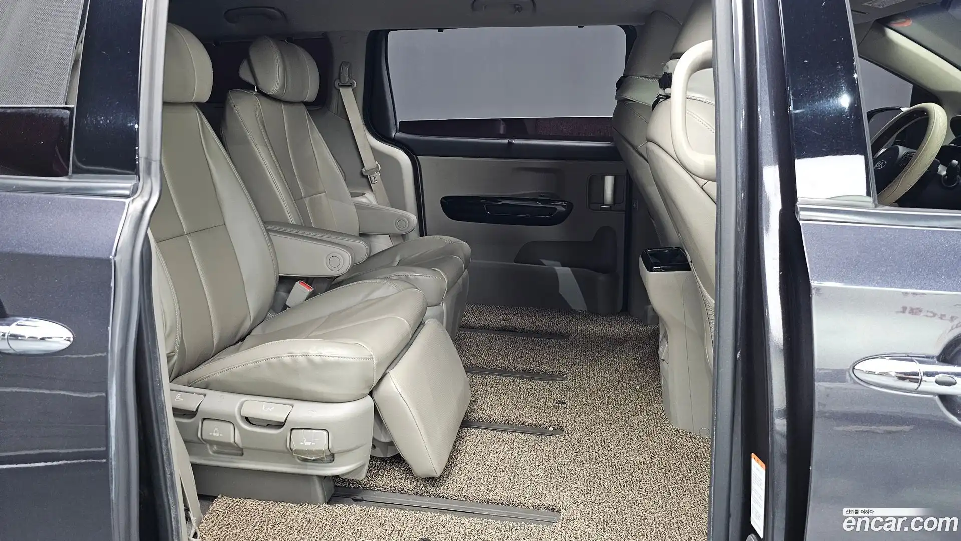 Canival Kia 2018.4-OPTION-015