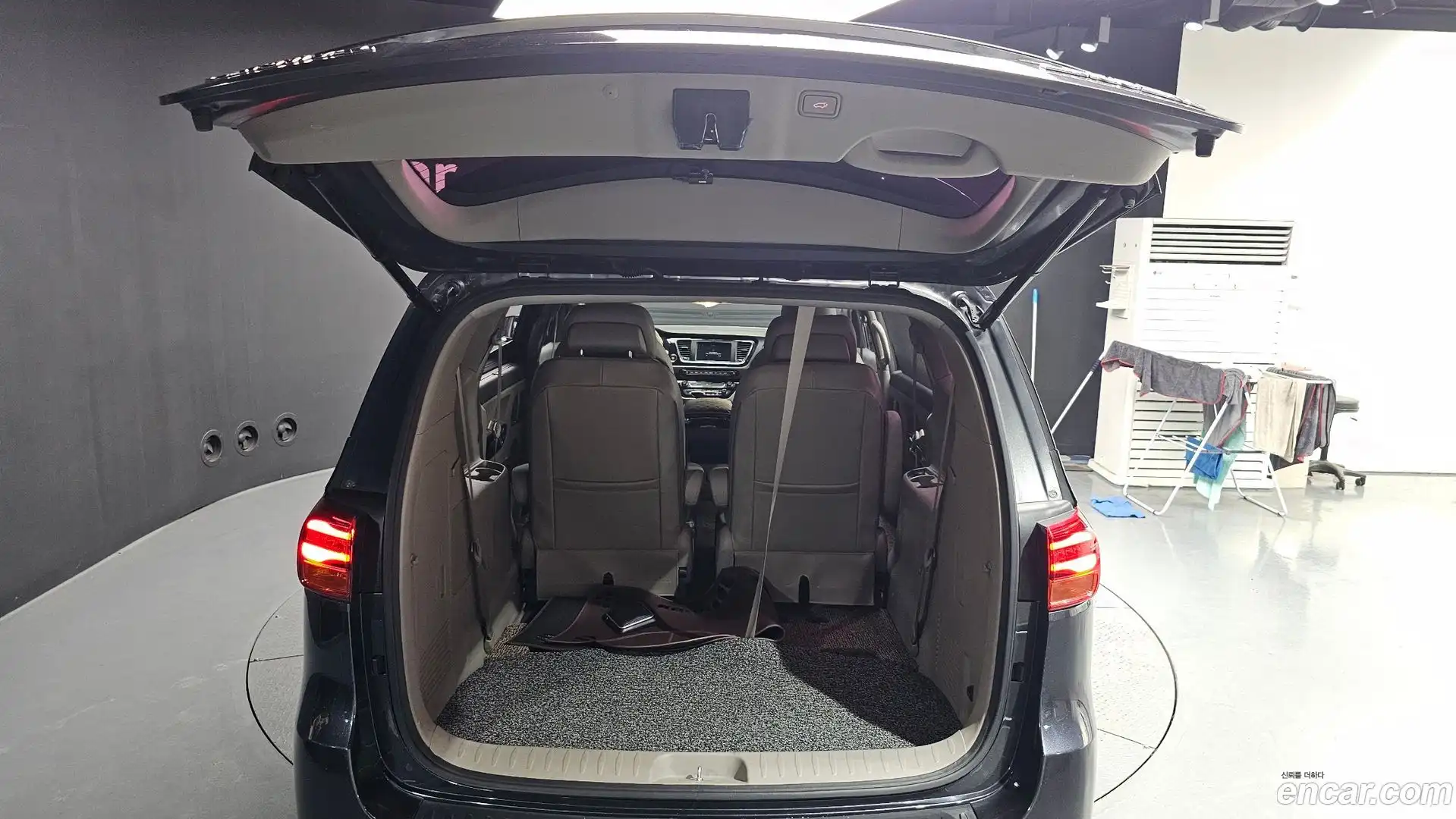Canival Kia 2018.4-OPTION-024