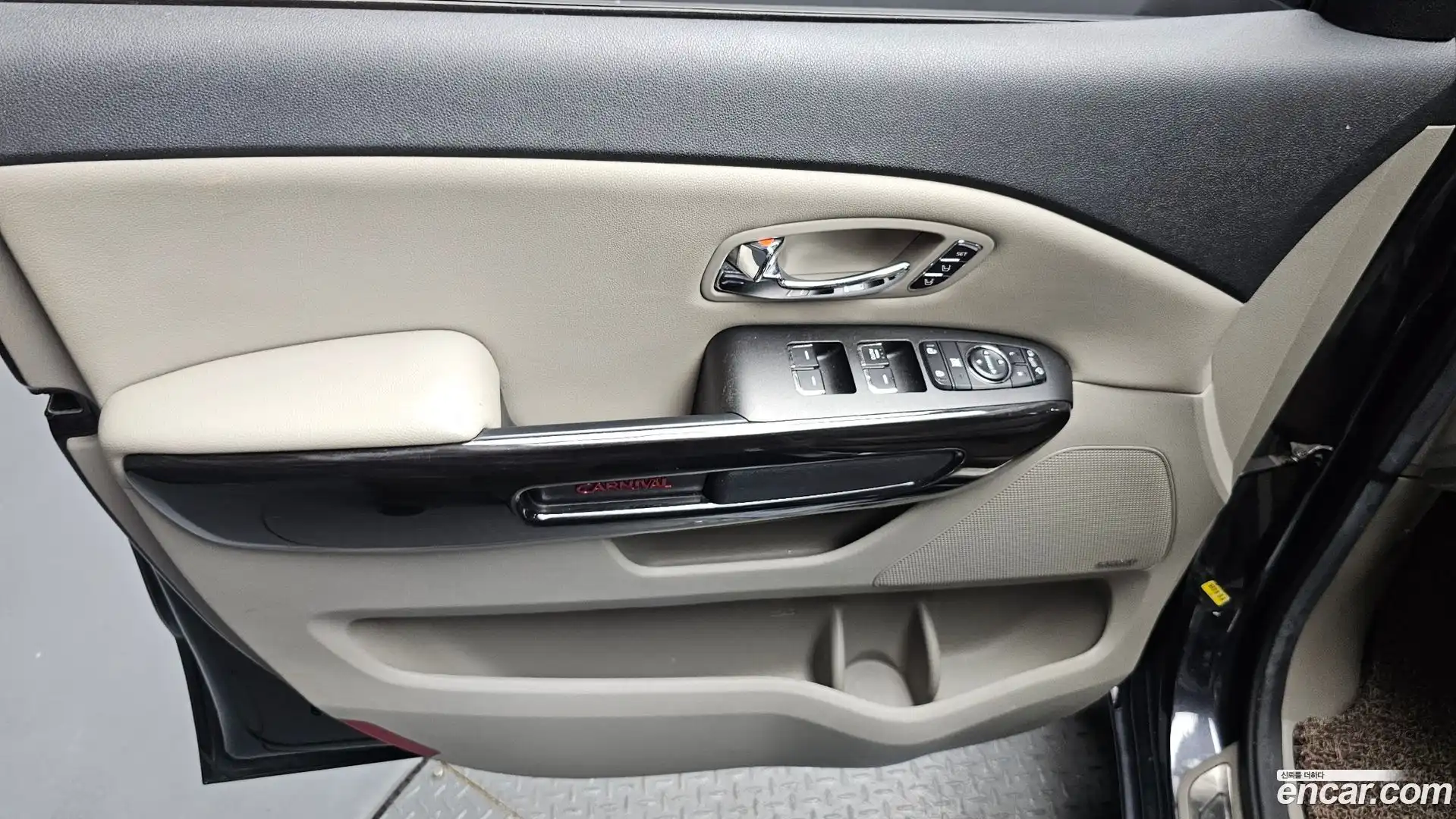 Canival Kia 2018.4-INNER-034