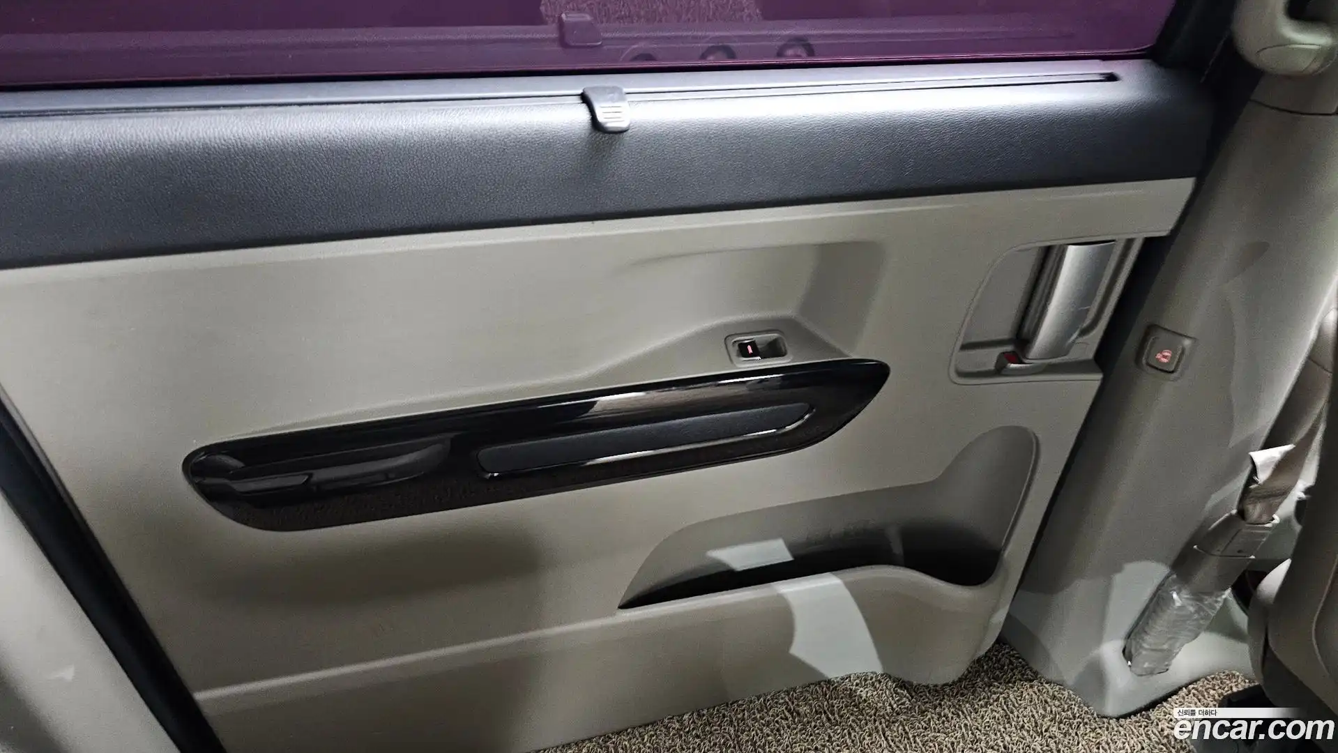 Canival Kia 2018.4-INNER-035