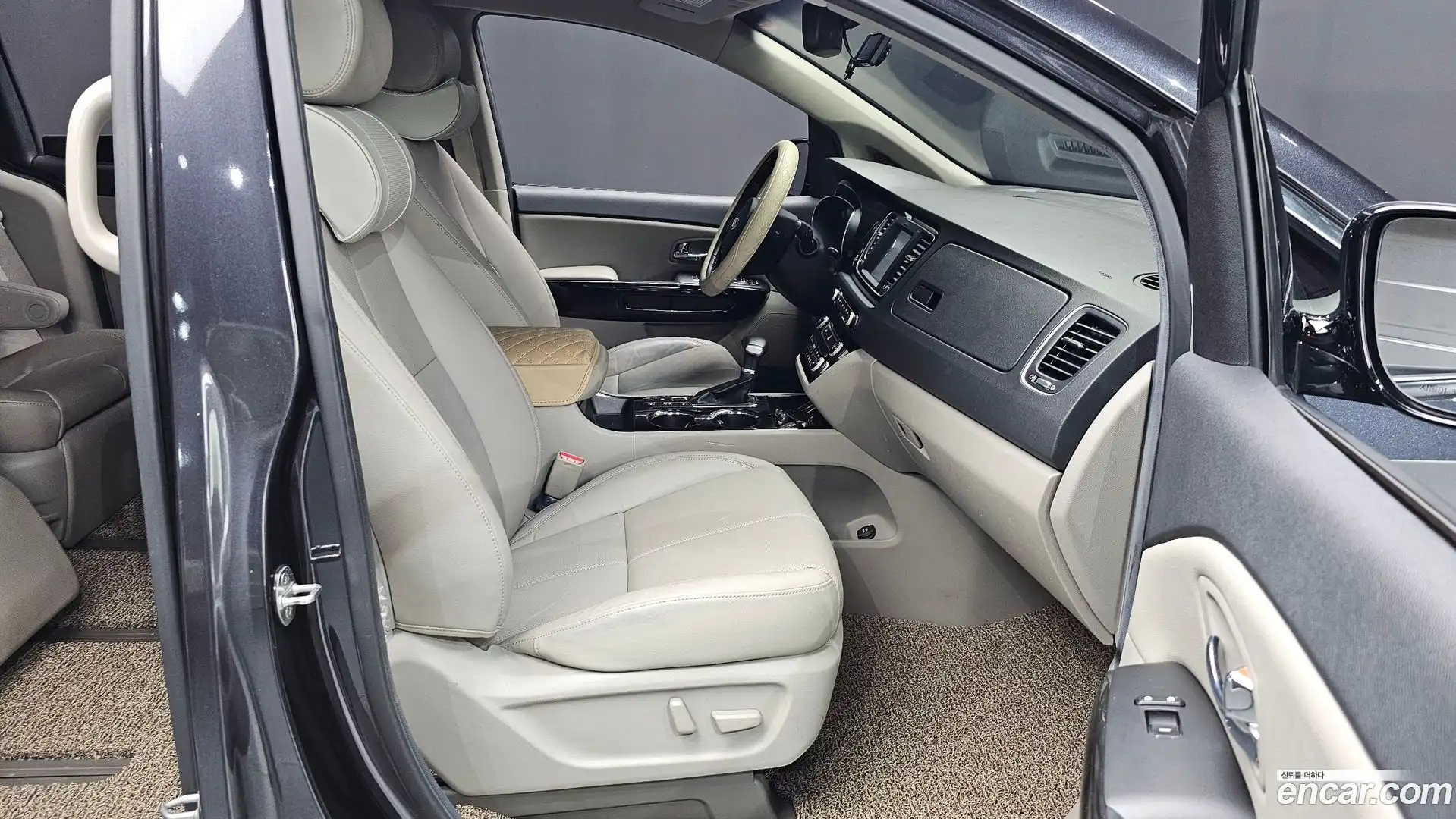 Canival Kia 2018.4-INNER-036