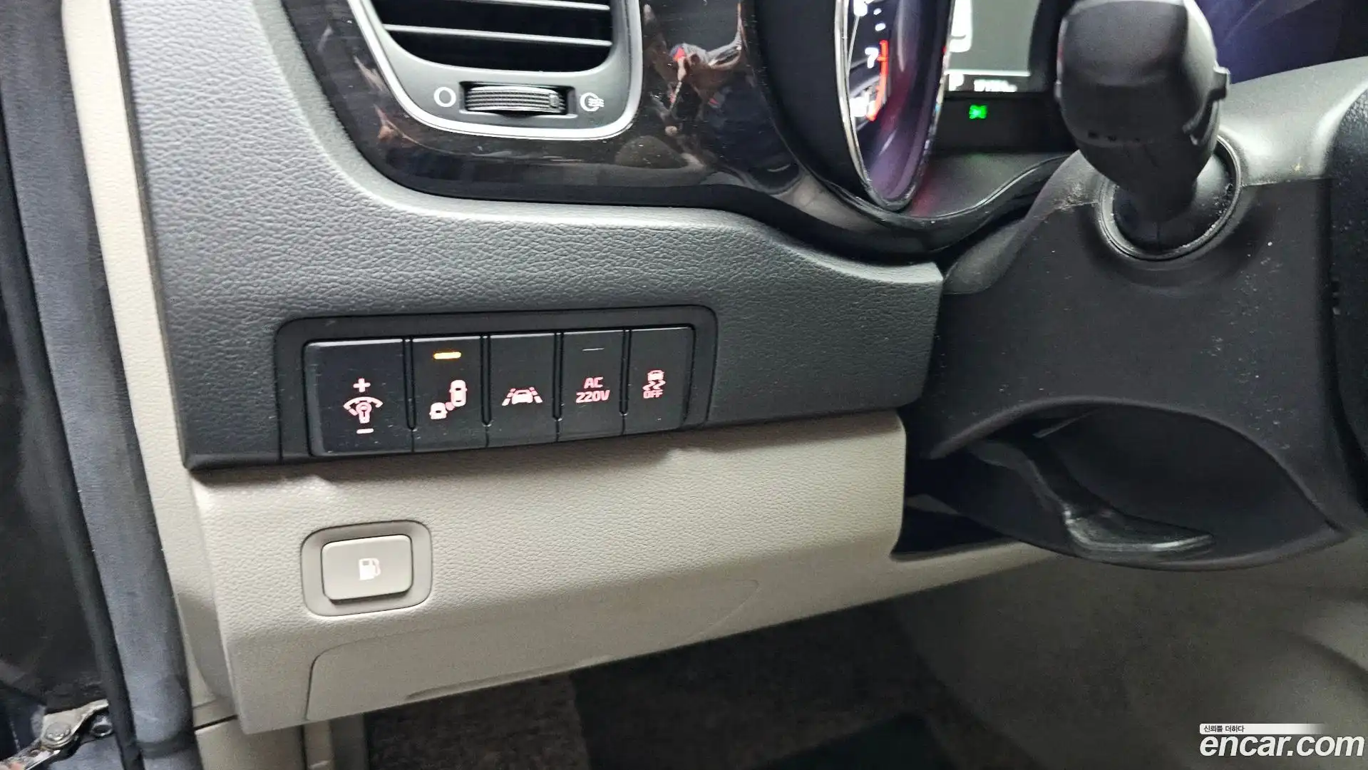 Canival Kia 2018.4-OPTION-050