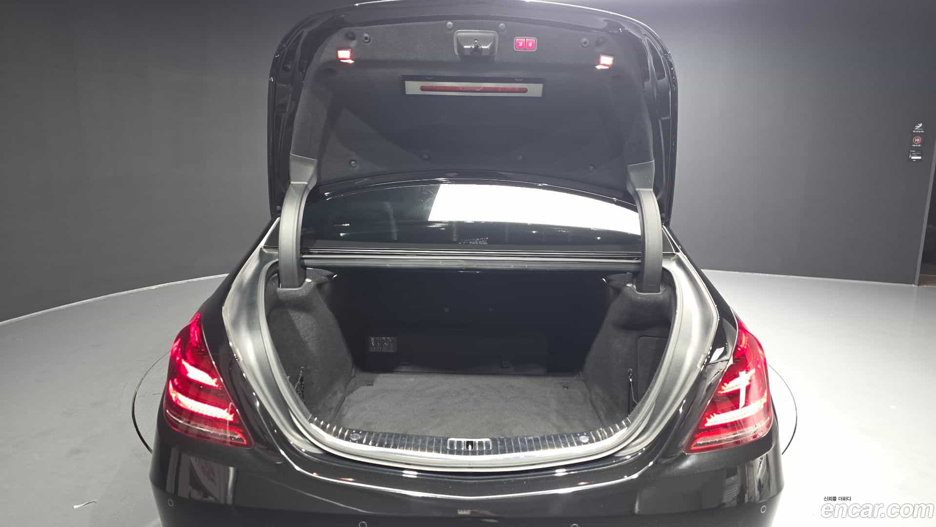 S-Class Mercedes-Benz 2019.5-OPTION-024