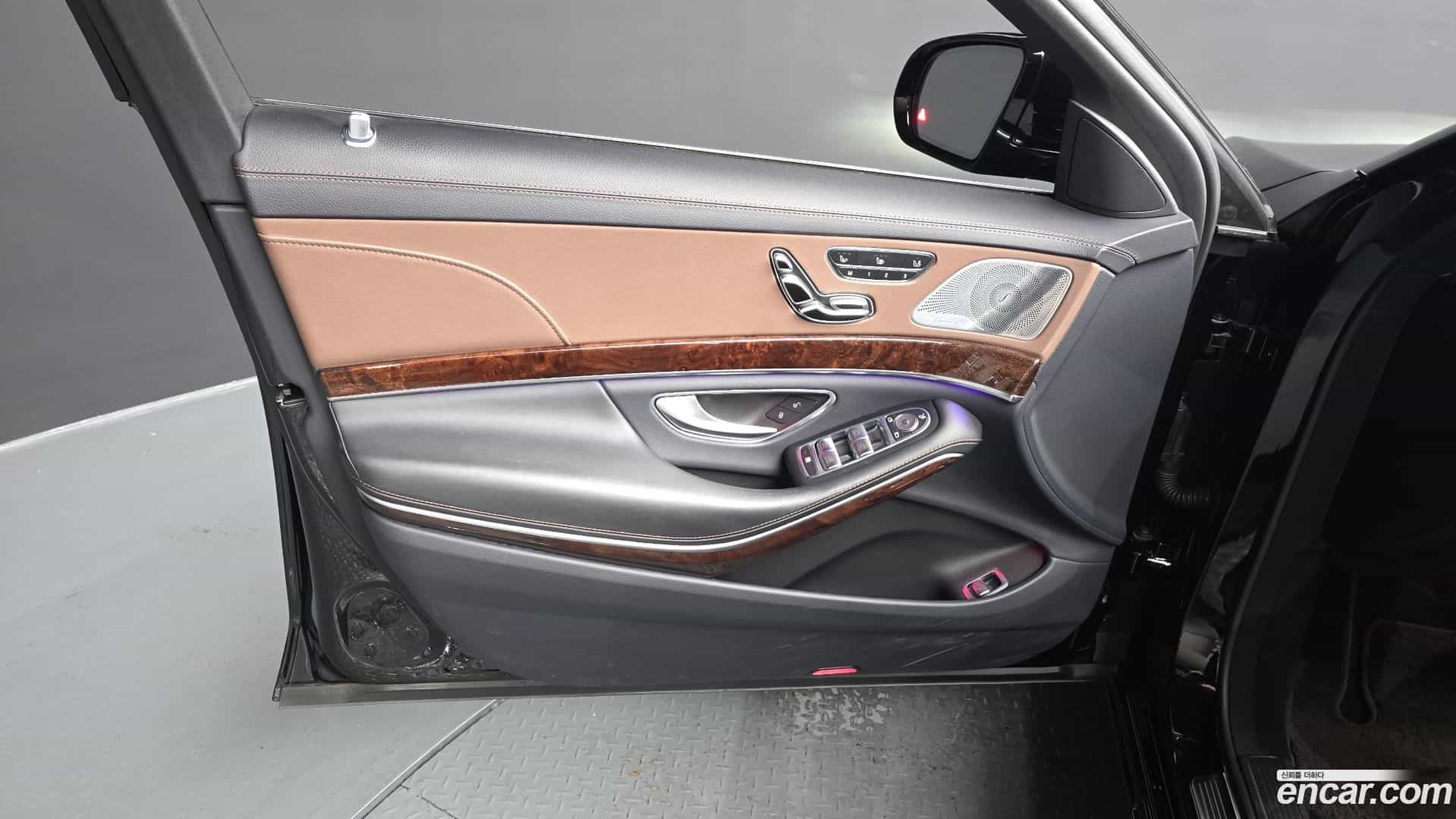 S-Class Mercedes-Benz 2019.5-INNER-034