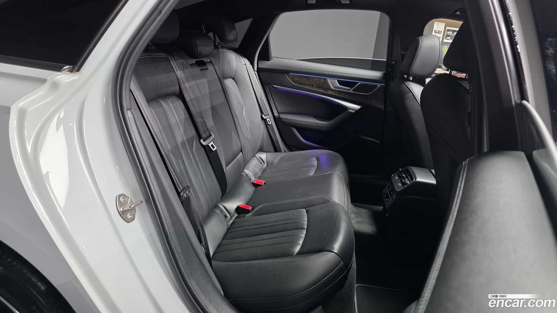 A6 Audi 2020.8-OPTION-016