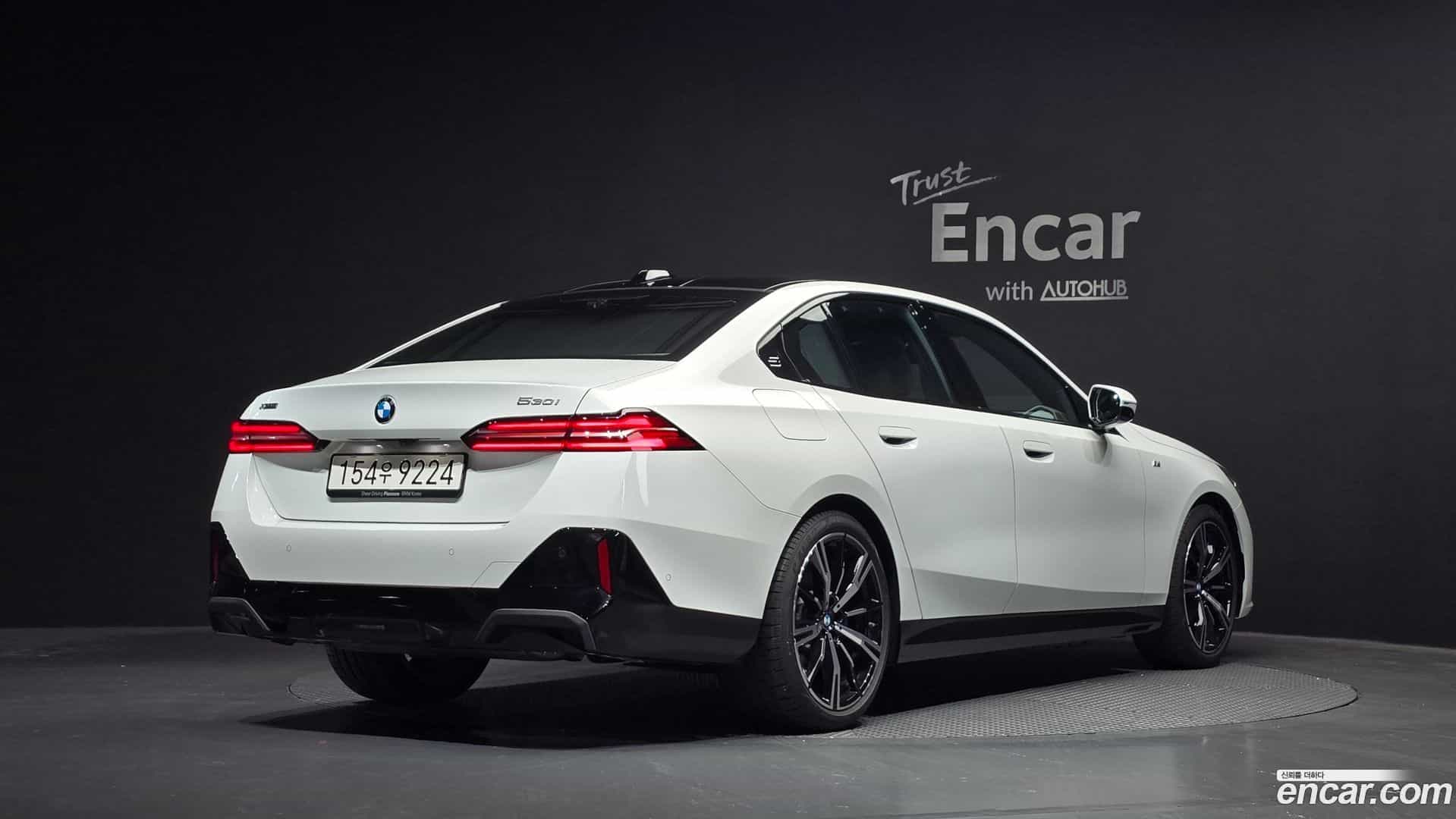 5-Series BMW 2025.8-OUTER-002