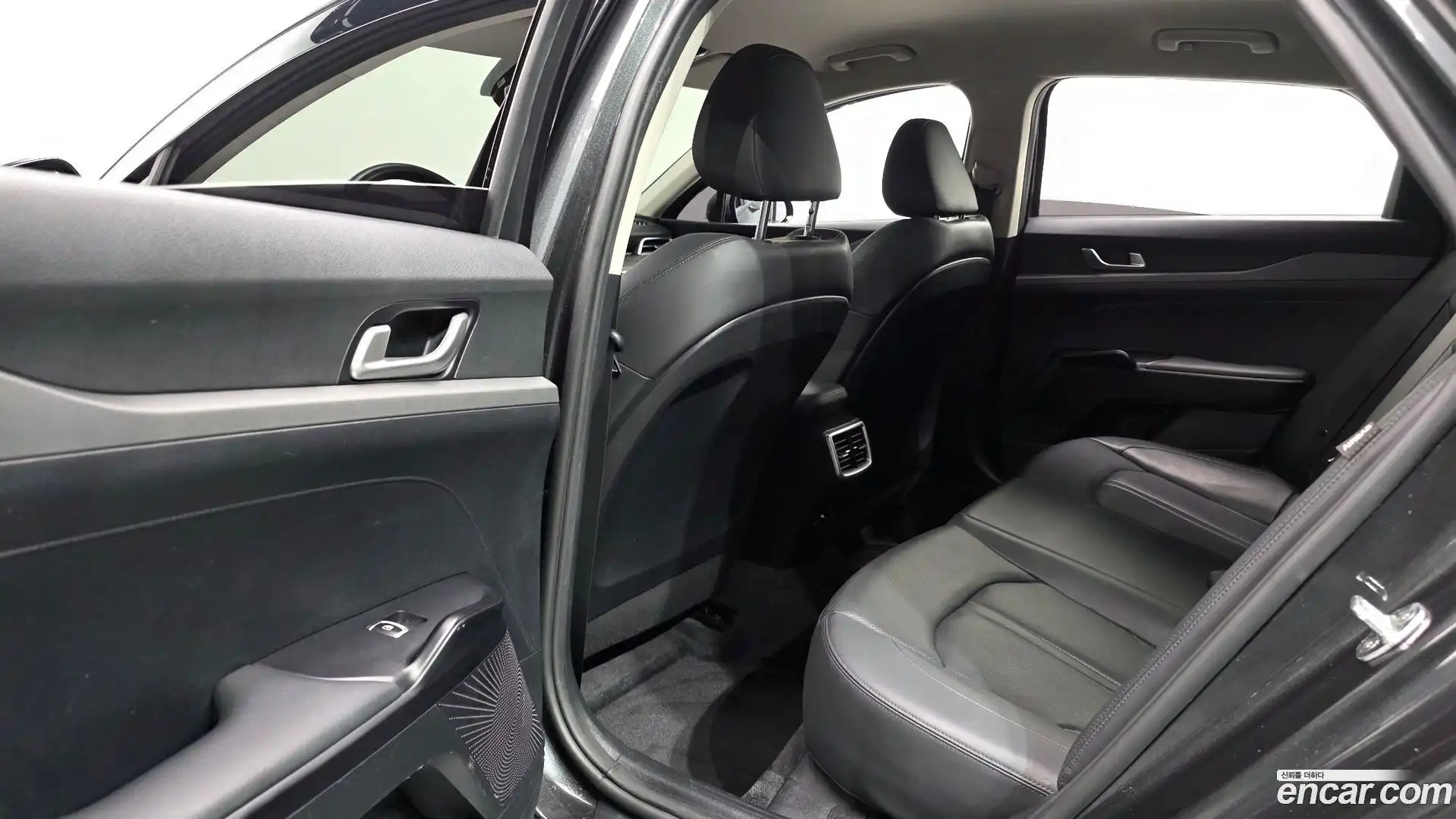 K5 Kia 2023.4-OPTION-015