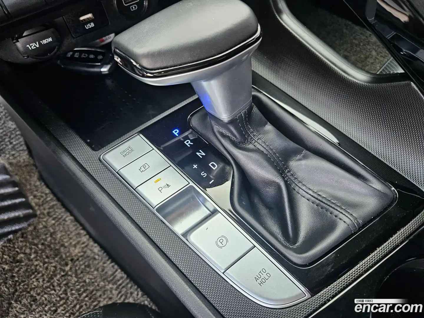 AVANTE Hyundai 2020.6-INNER-009