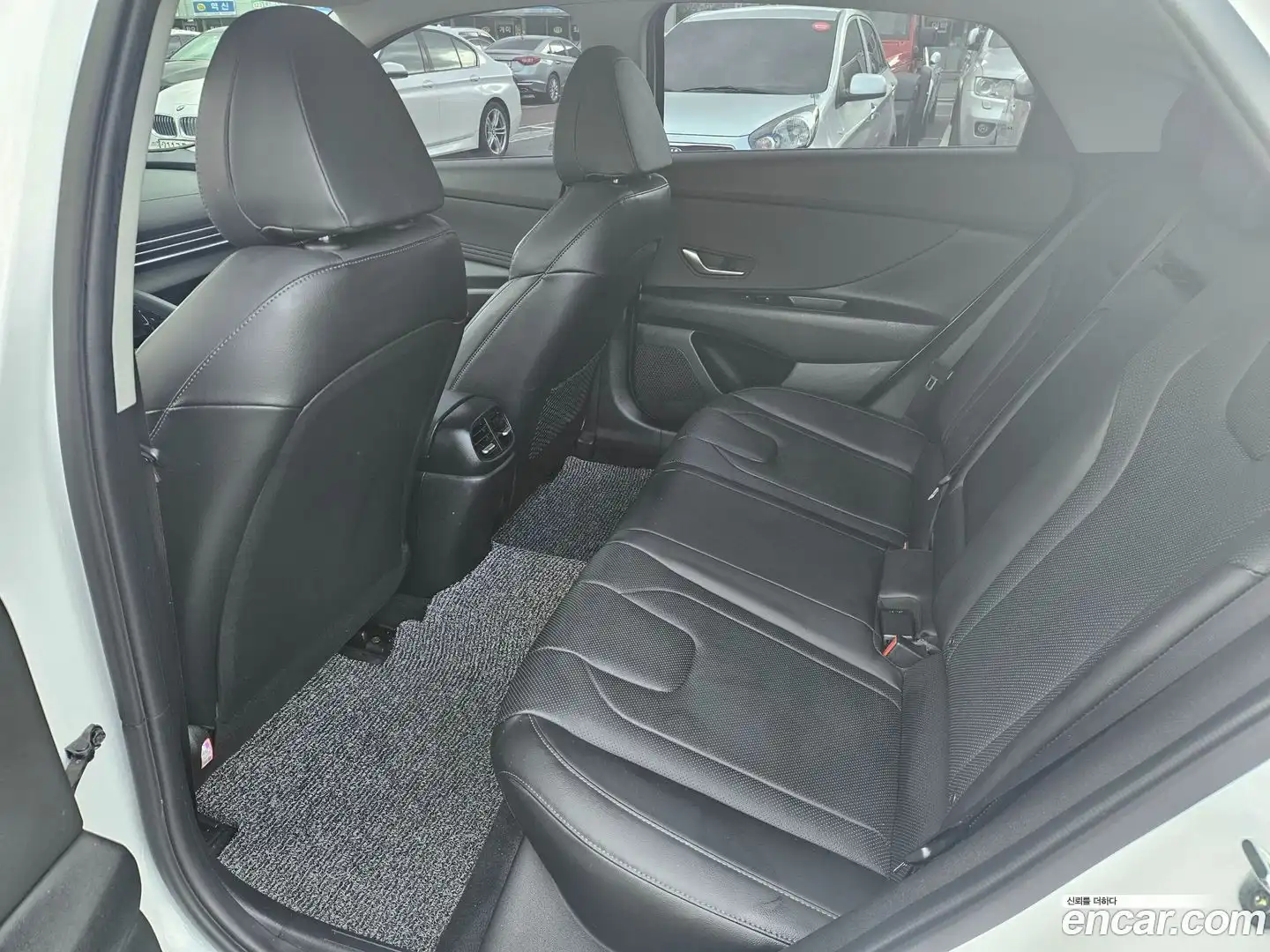 AVANTE Hyundai 2020.6-OPTION-015