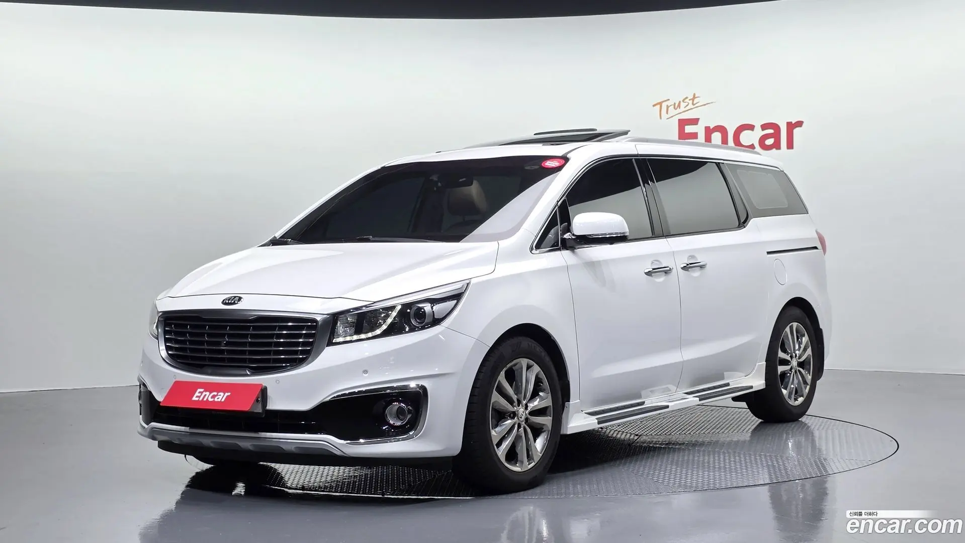 Main__Slider__Photo:Canival Kia 2016.8-0