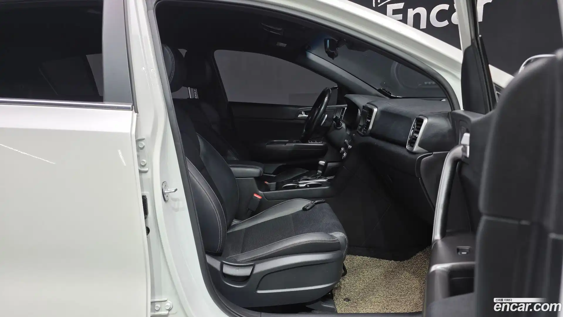 Sportage Kia 2019.6-INNER-010