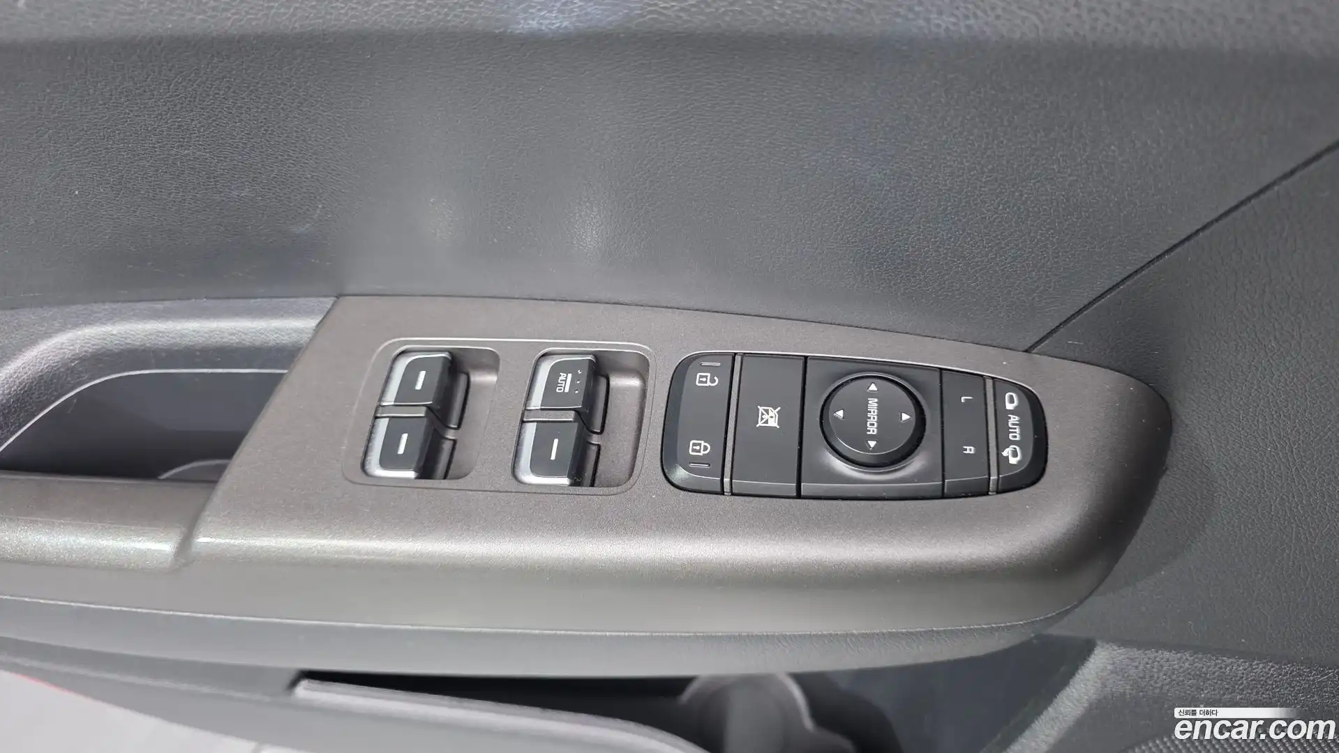 Sportage Kia 2019.6-OPTION-015
