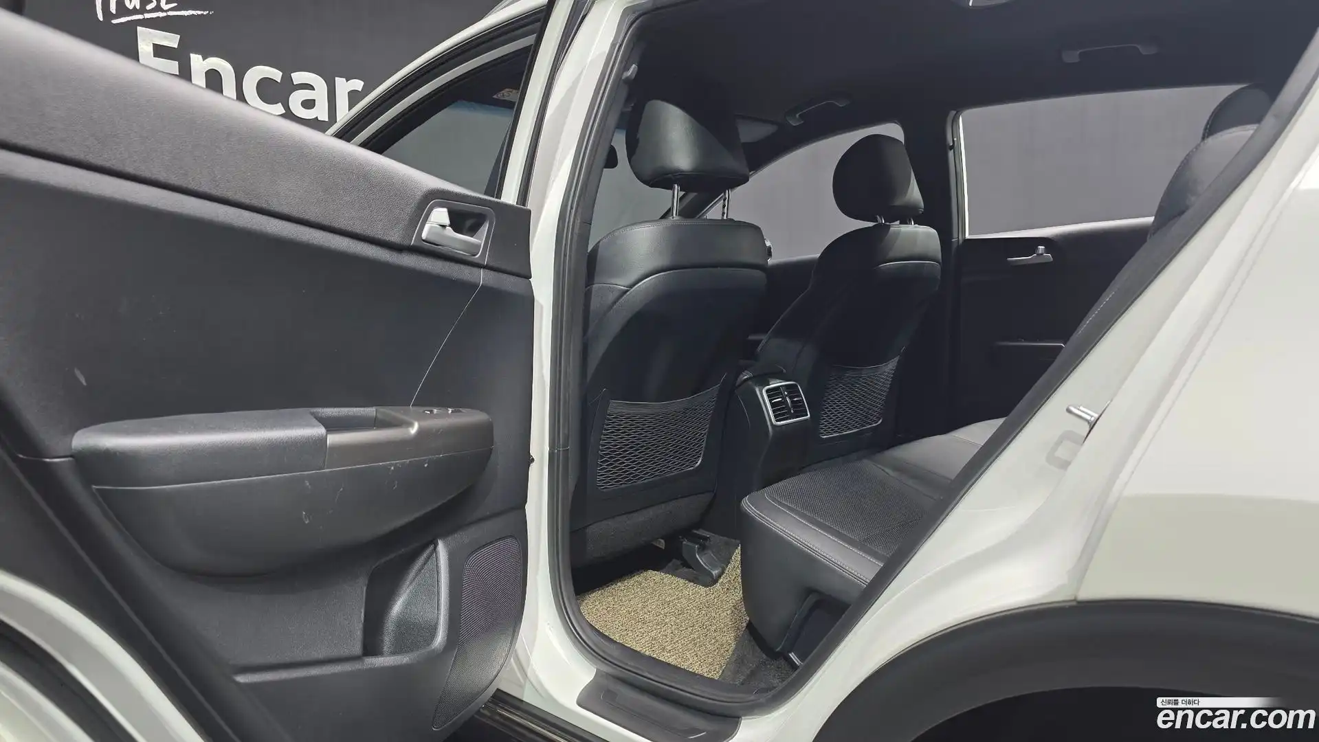 Sportage Kia 2019.6-OPTION-040