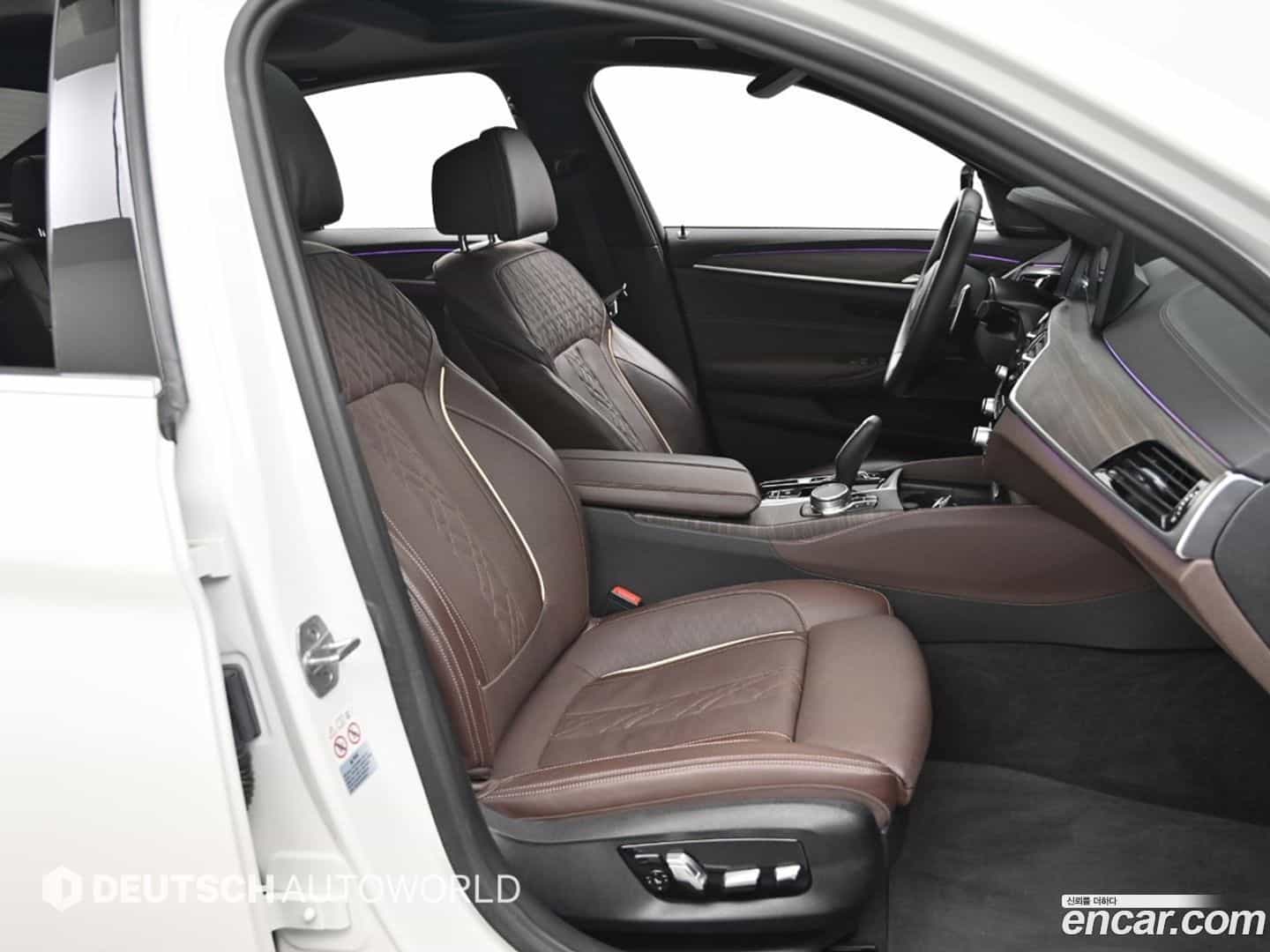 5-Series BMW 2020.10-INNER-010