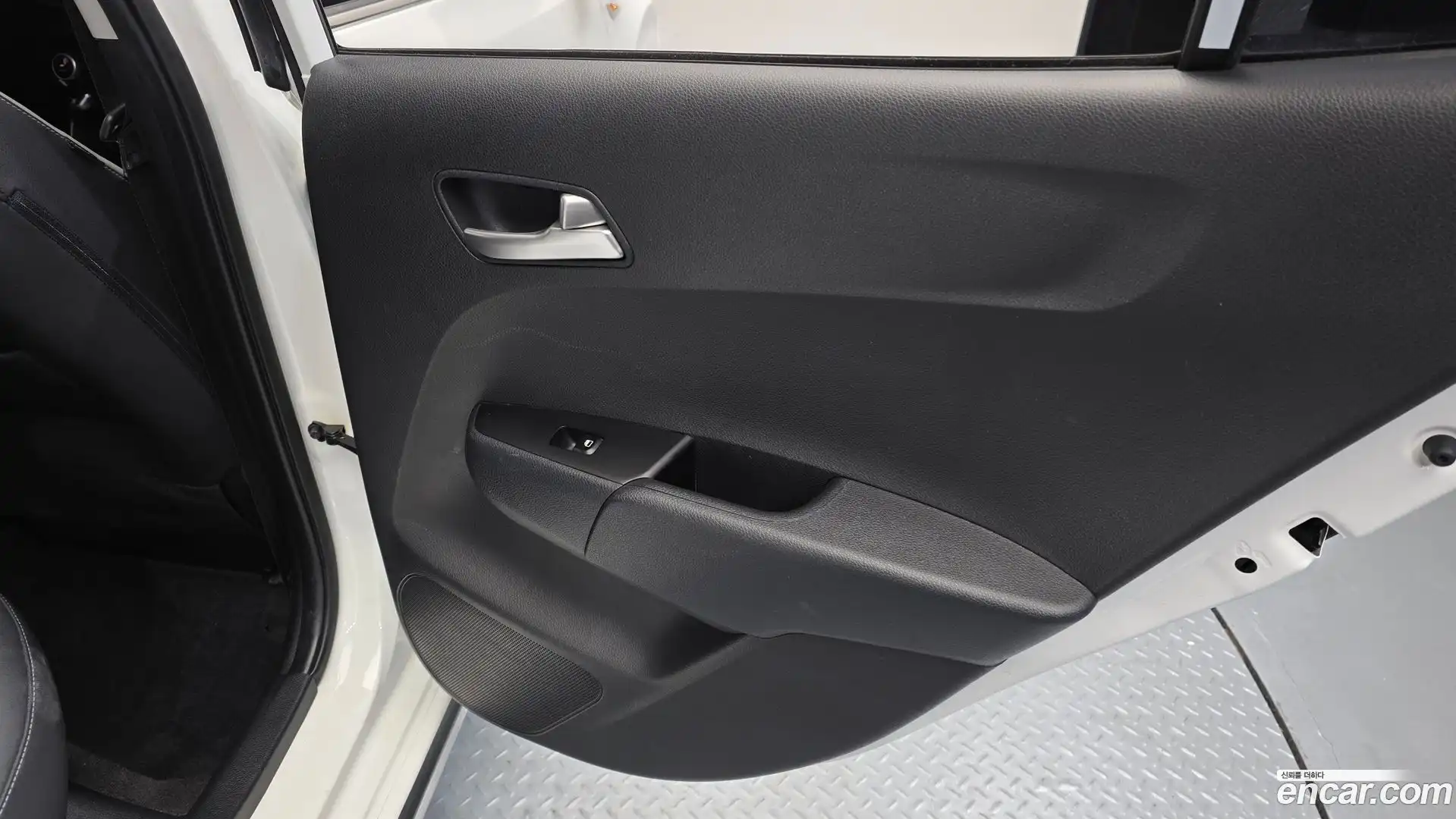 morning Kia 2023.1-INNER-035