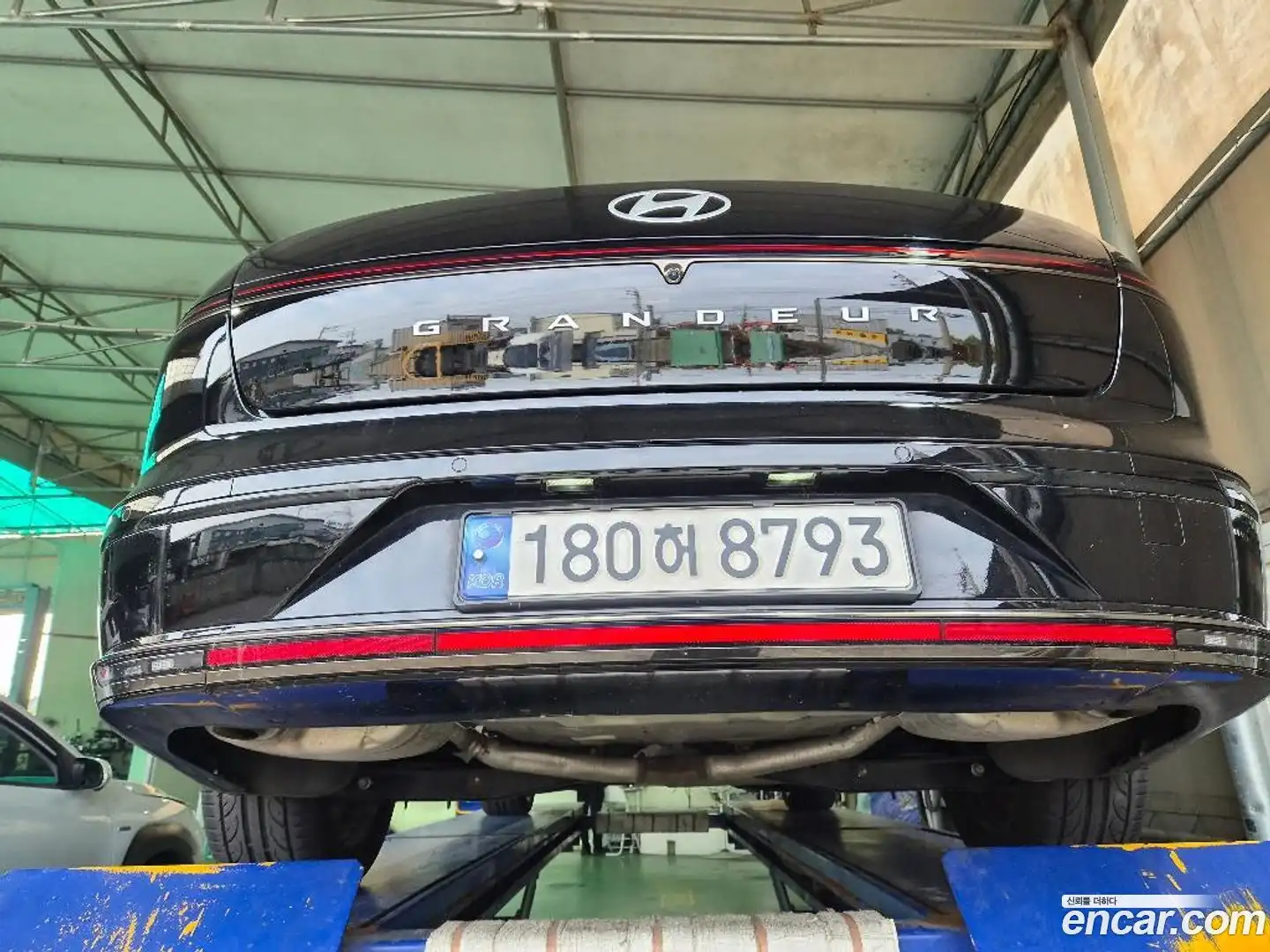 Grandeur Hyundai 2023.3-OUTER-002