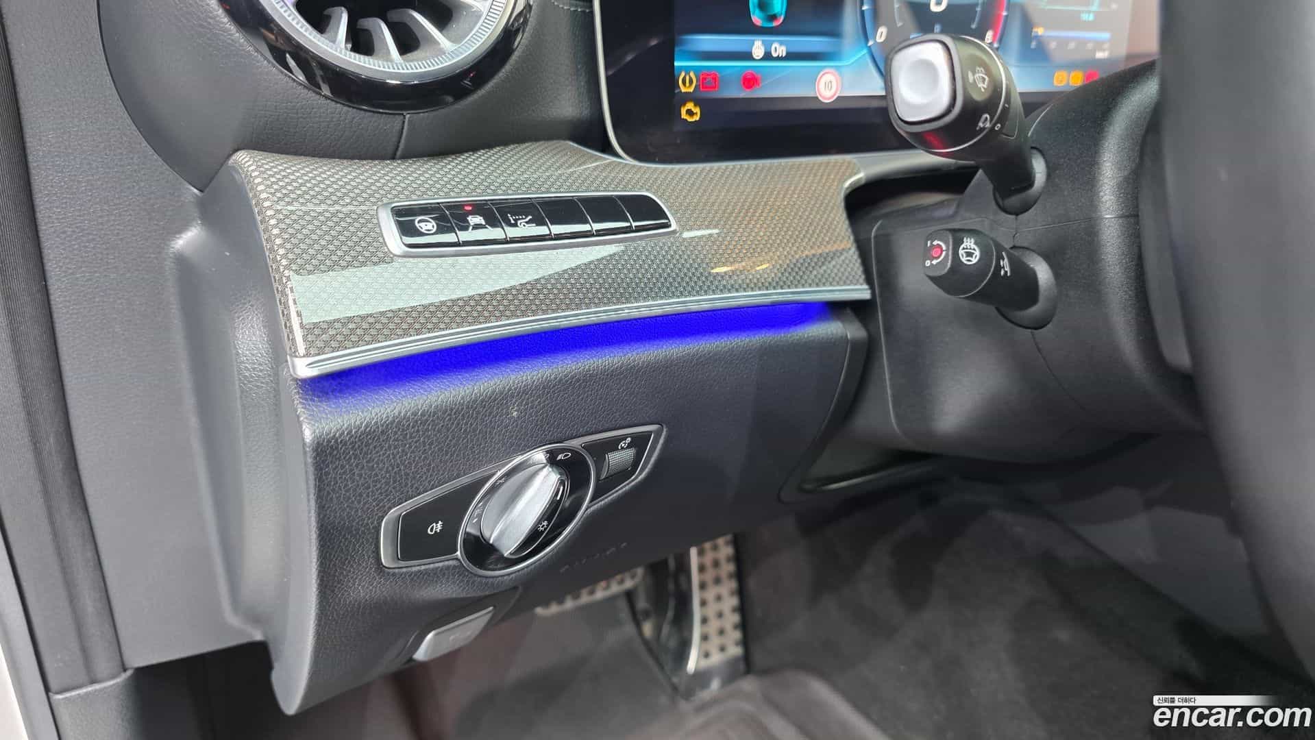 CLS-Class Mercedes-Benz 2019.11-OPTION-023