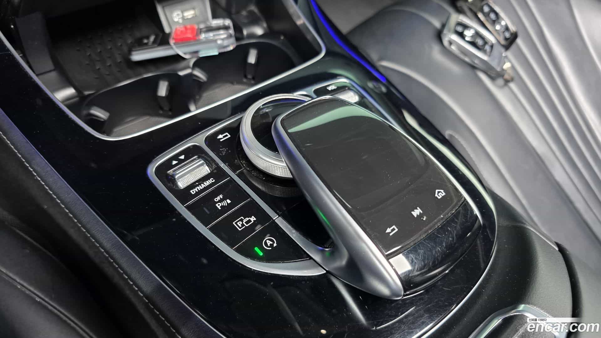 CLS-Class Mercedes-Benz 2019.11-OPTION-040
