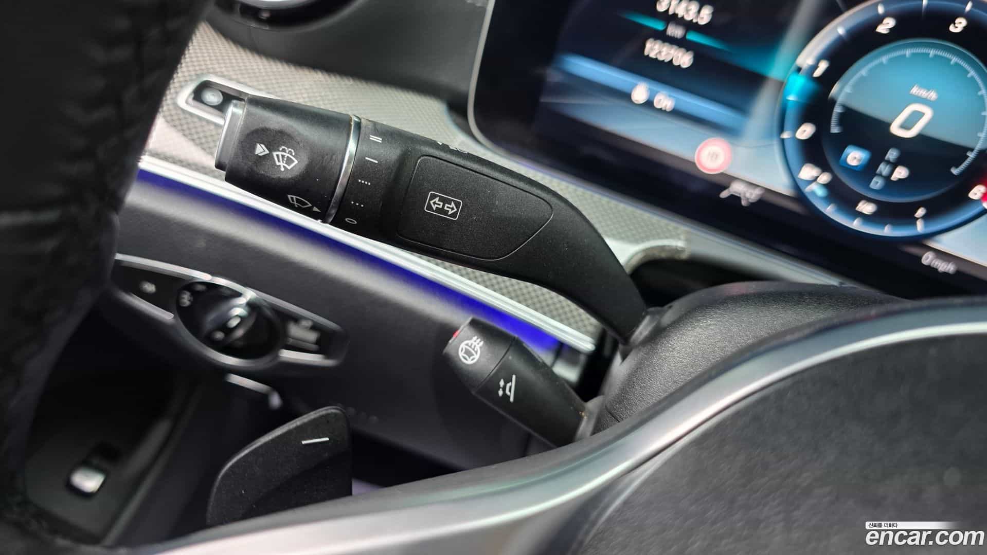 CLS-Class Mercedes-Benz 2019.11-OPTION-042