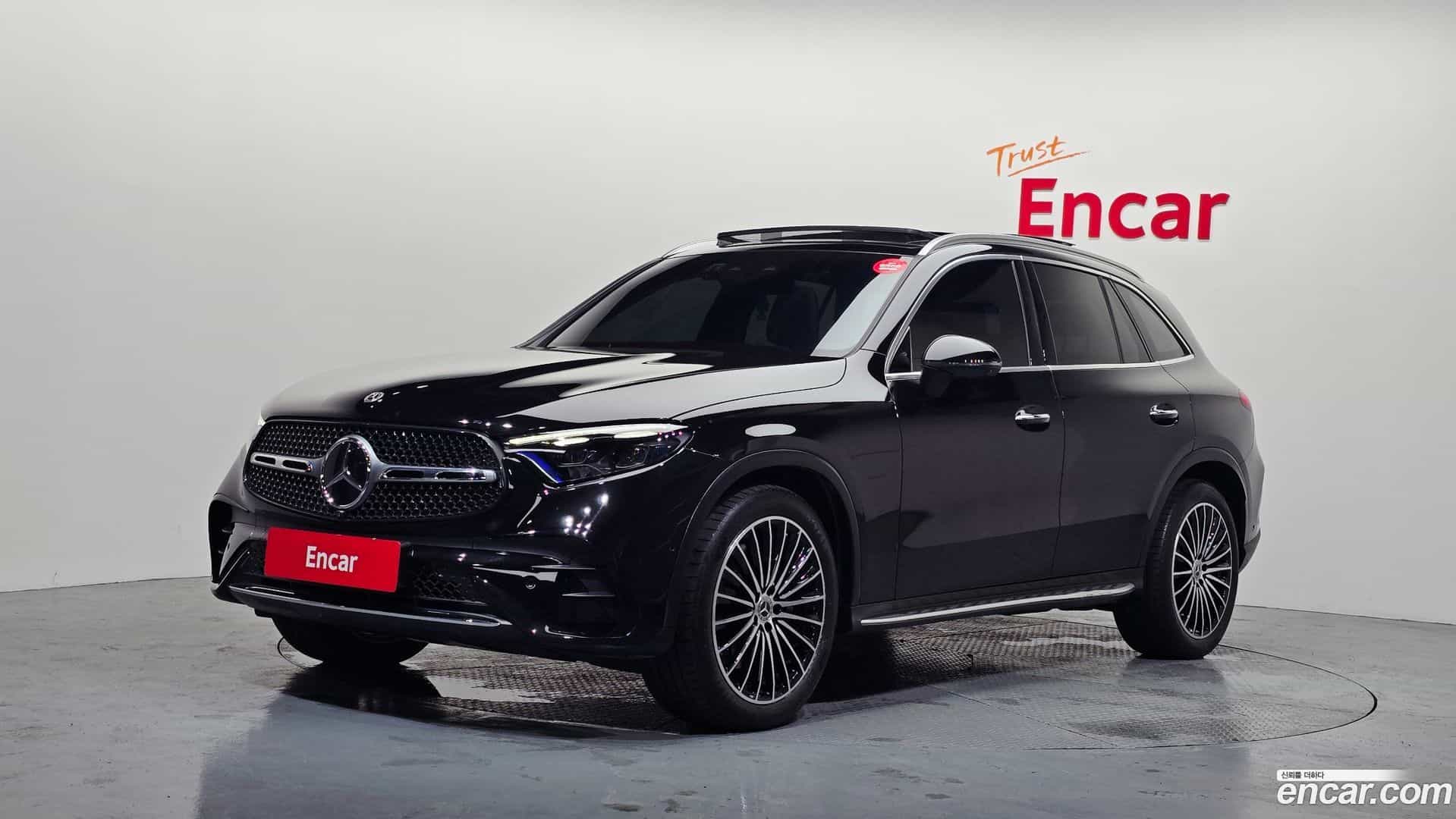 GLC-Class Mercedes-Benz 2024.2-OUTER-001