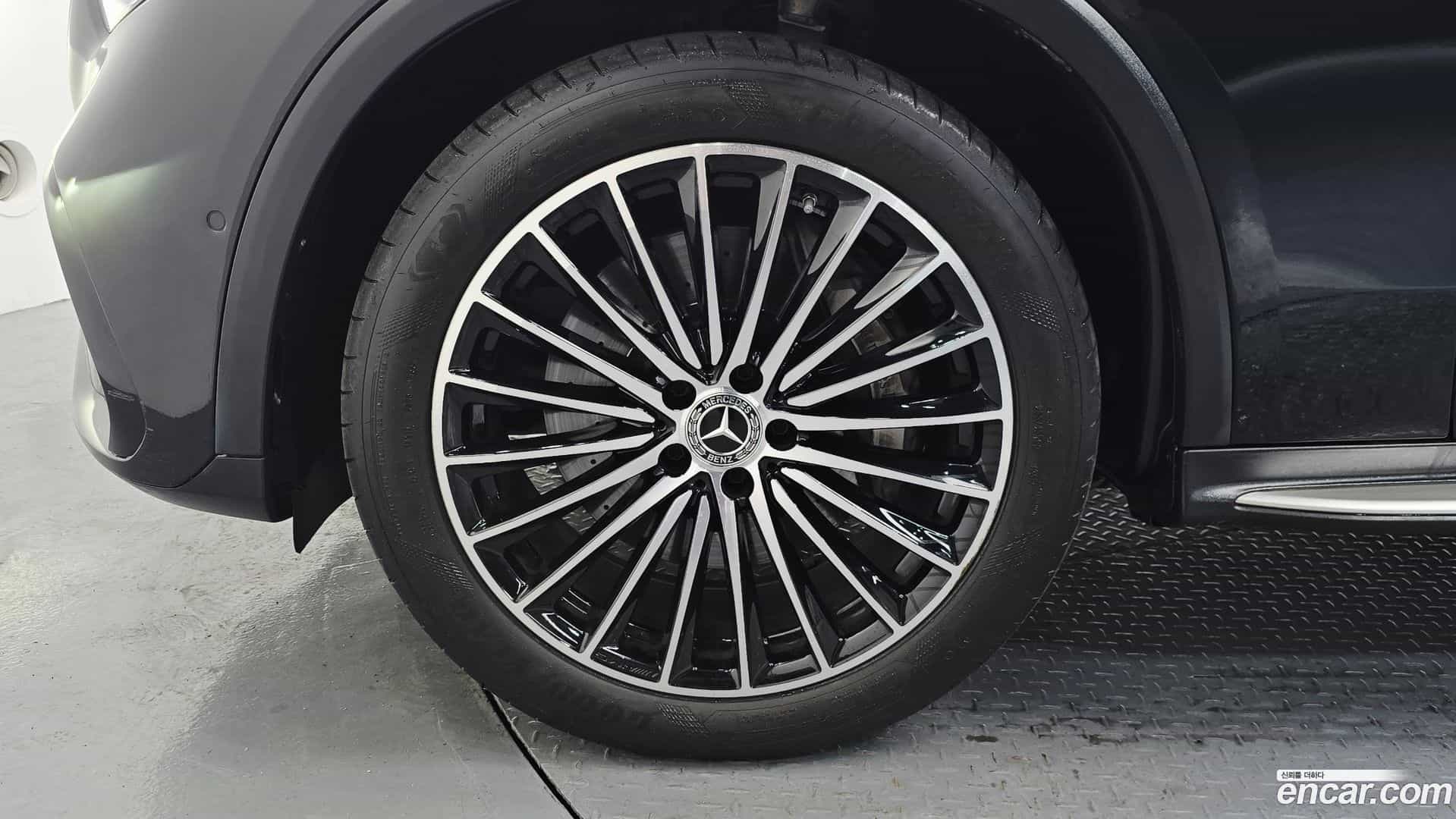 GLC-Class Mercedes-Benz 2024.2-OUTER-005