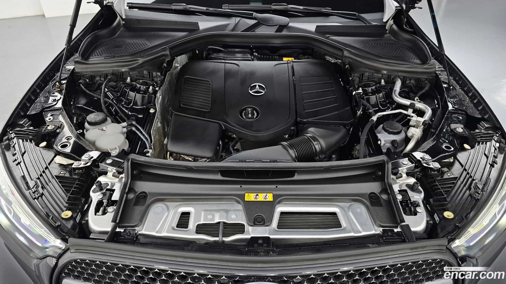 GLC-Class Mercedes-Benz 2024.2-OUTER-006