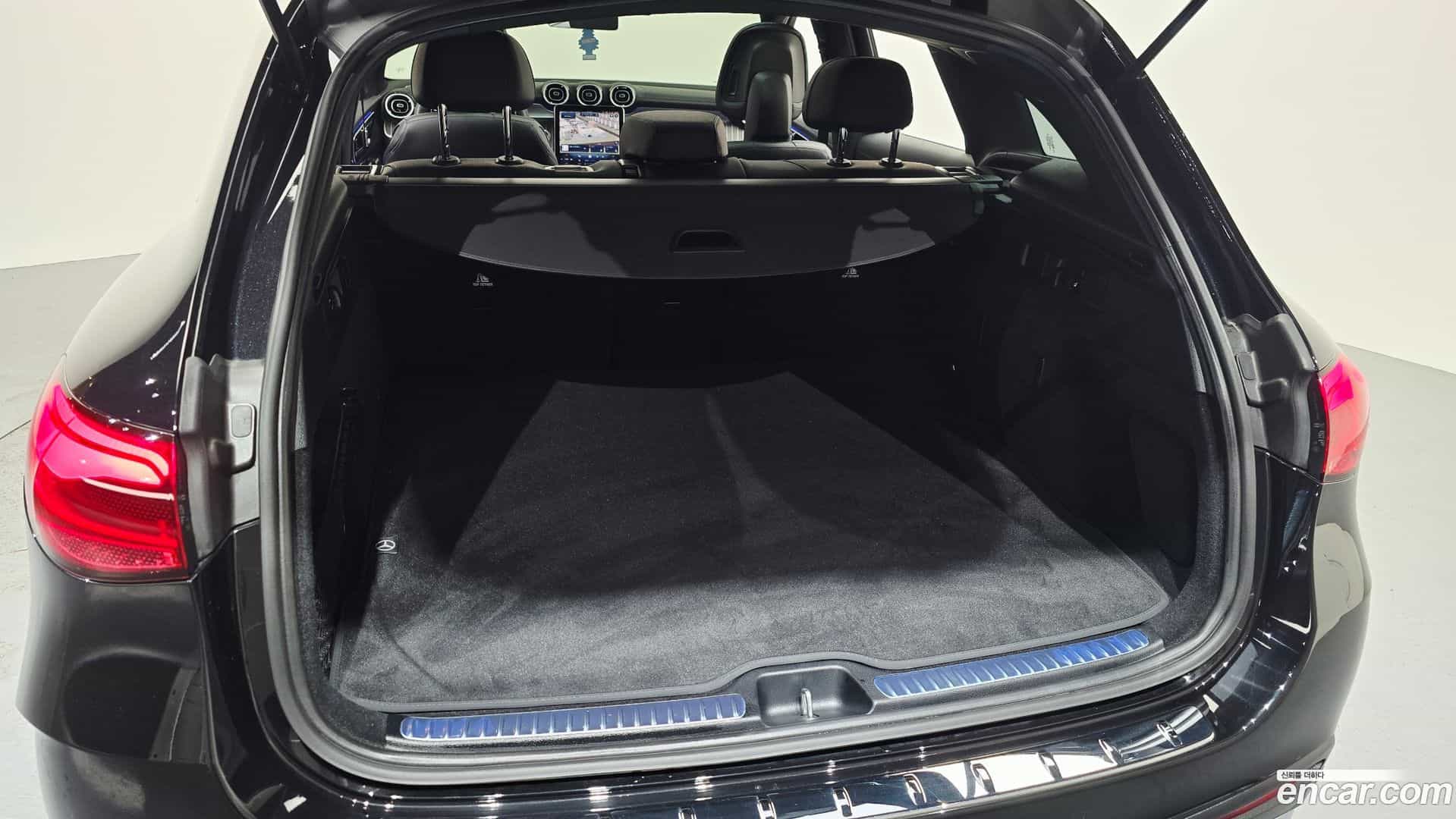 GLC-Class Mercedes-Benz 2024.2-OPTION-021