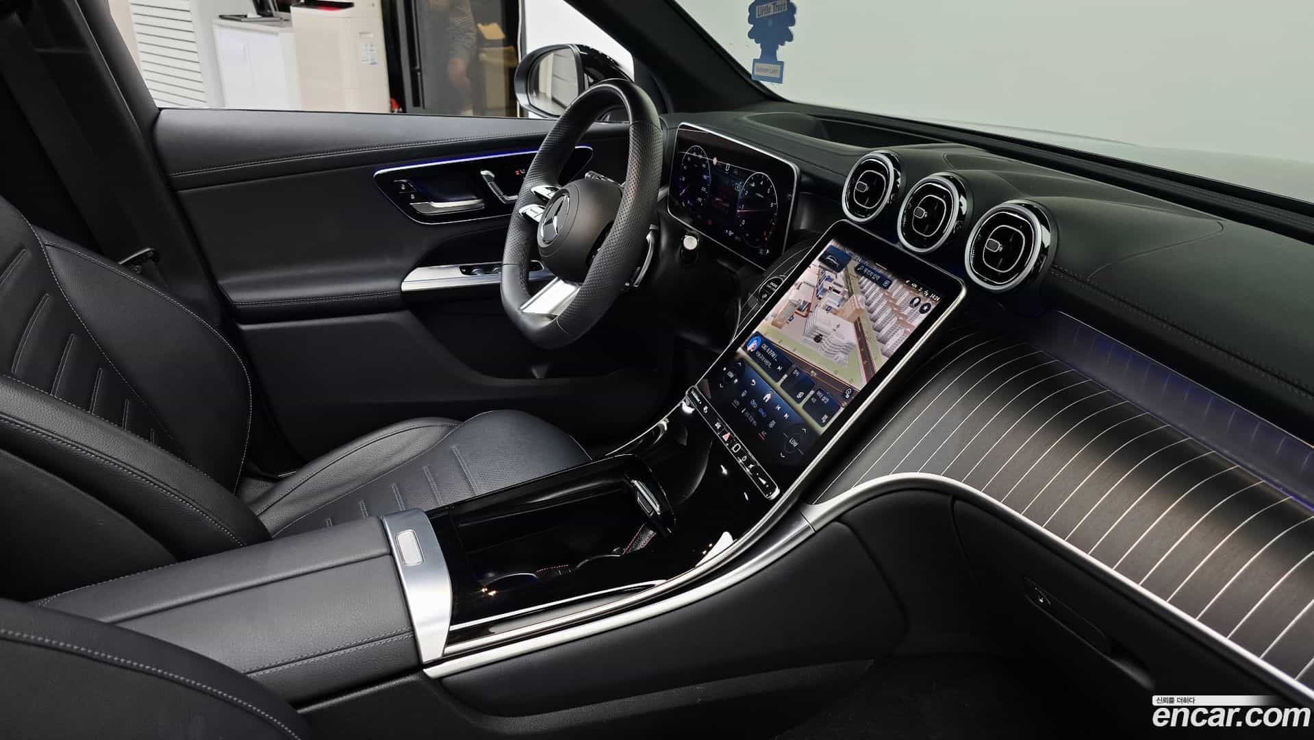 GLC-Class Mercedes-Benz 2024.2-OPTION-023