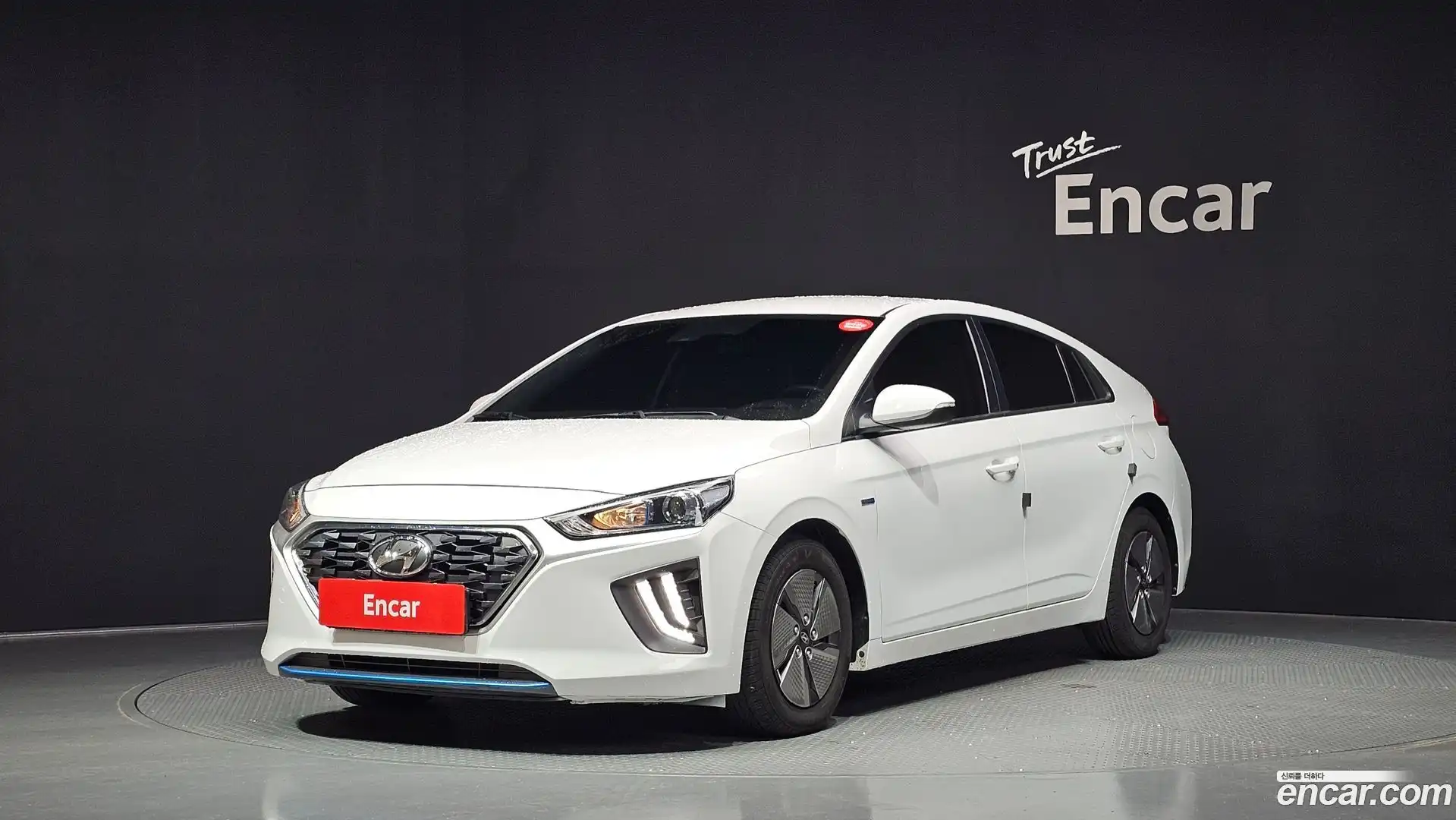 Ioniq Hyundai 2019.5-OUTER-001