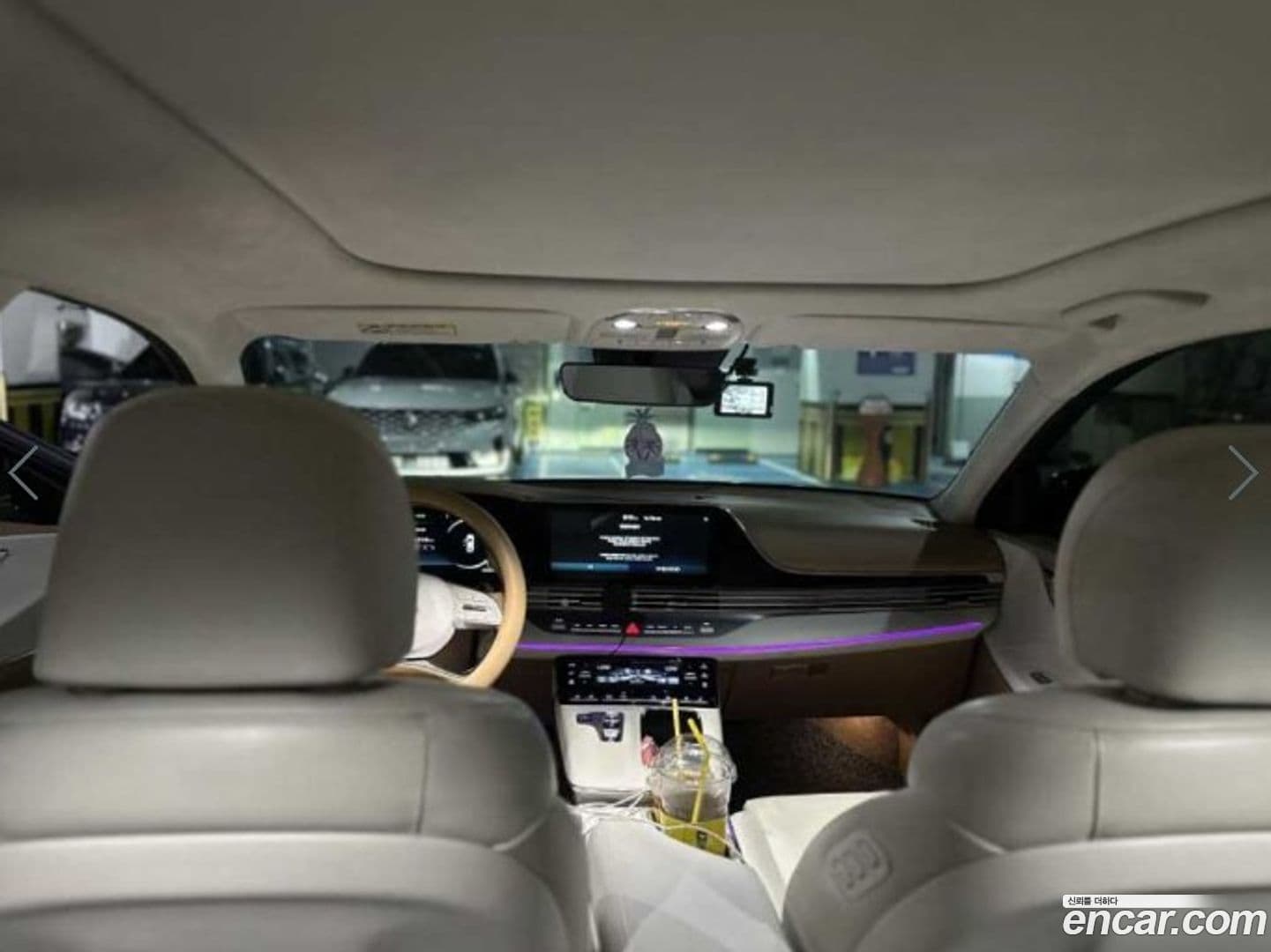 Main__Slider__Photo:Grandeur Hyundai 2020.1-0