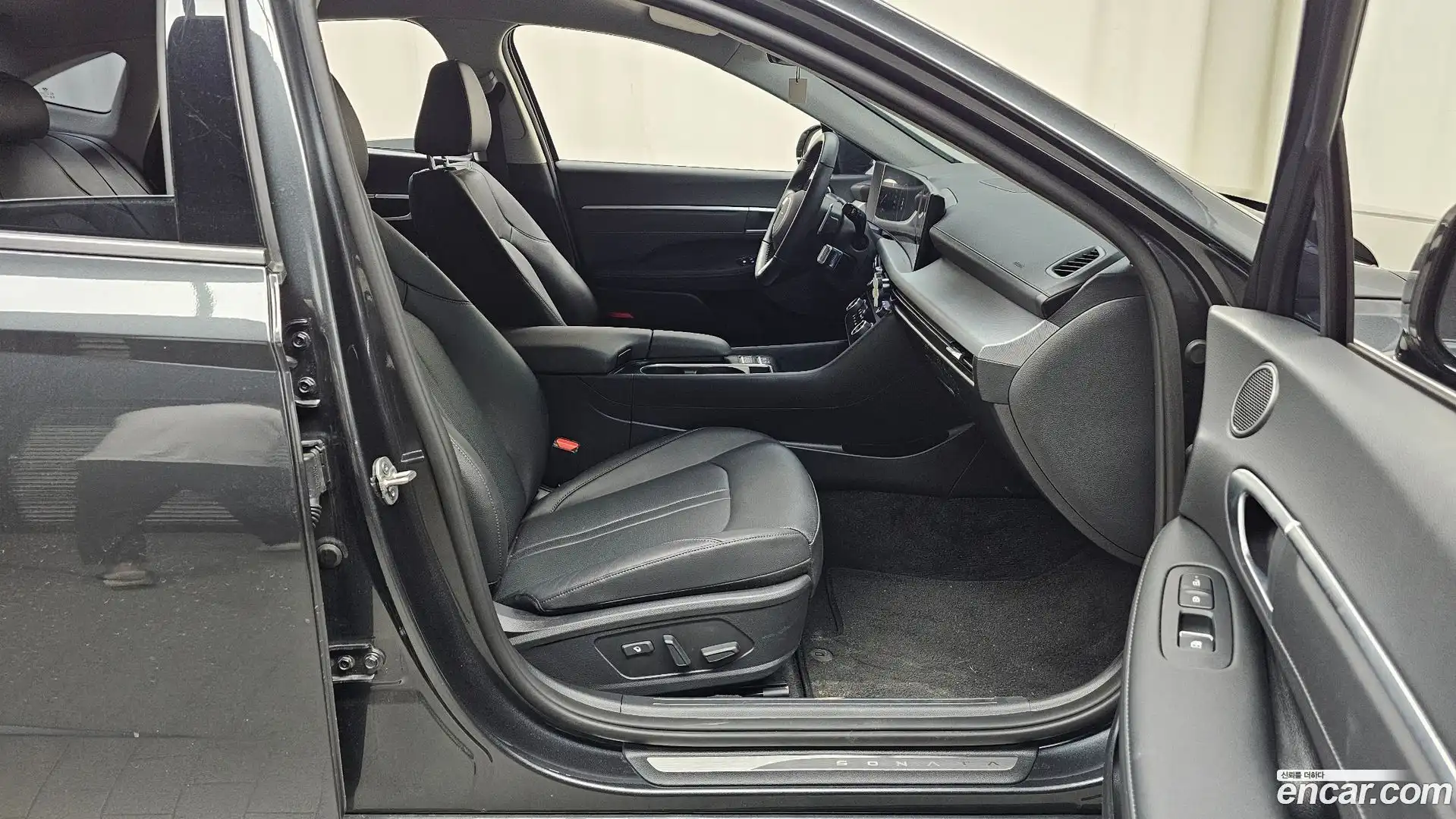 Sonata Hyundai 2025.11-OPTION-015