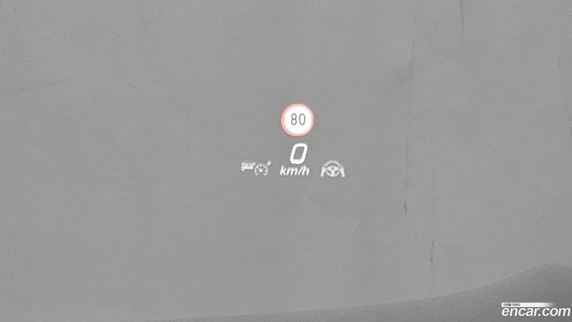 EQB Mercedes-Benz 2025.7-OPTION-044