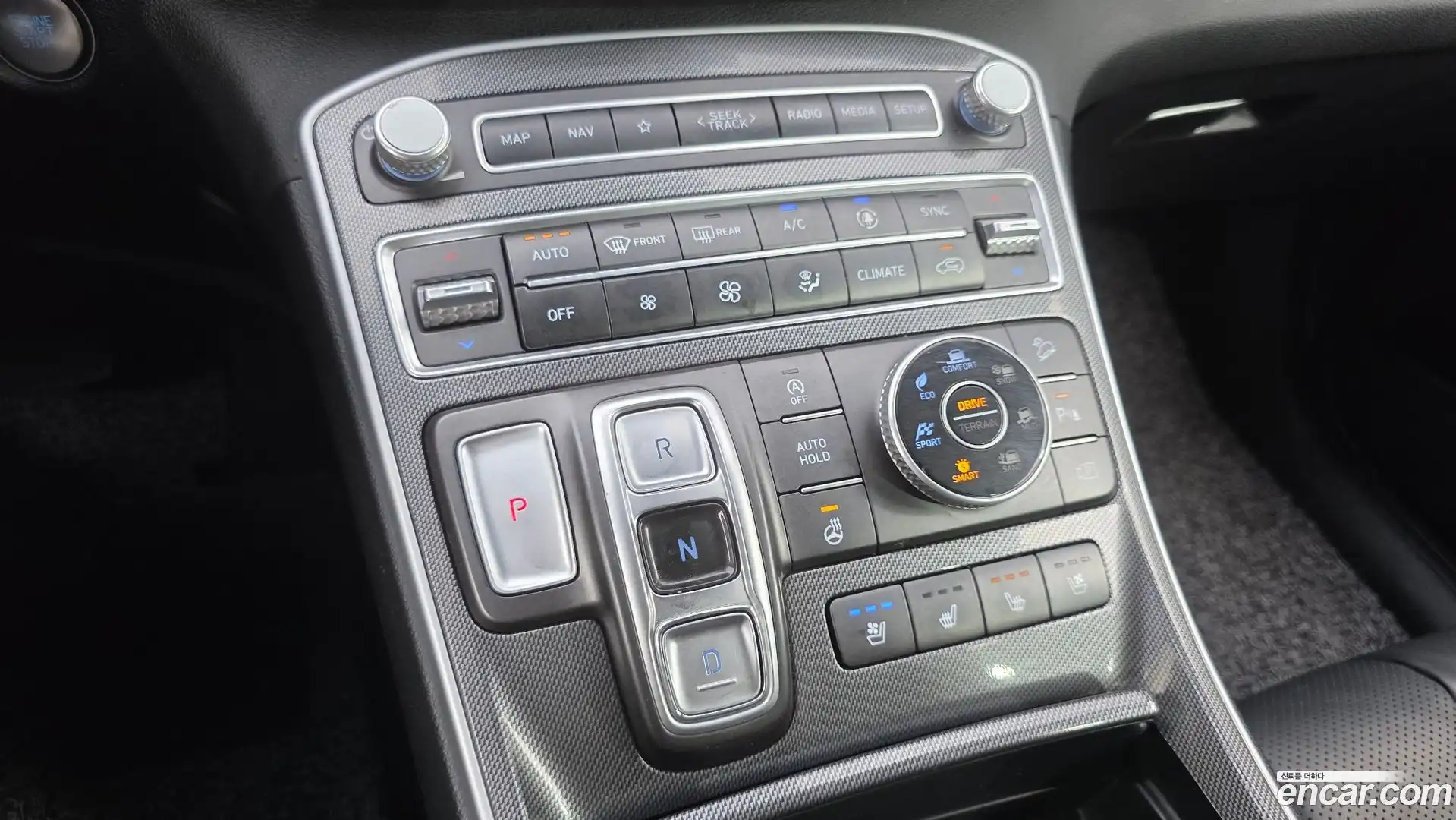 Santafe Hyundai 2021.2-INNER-009