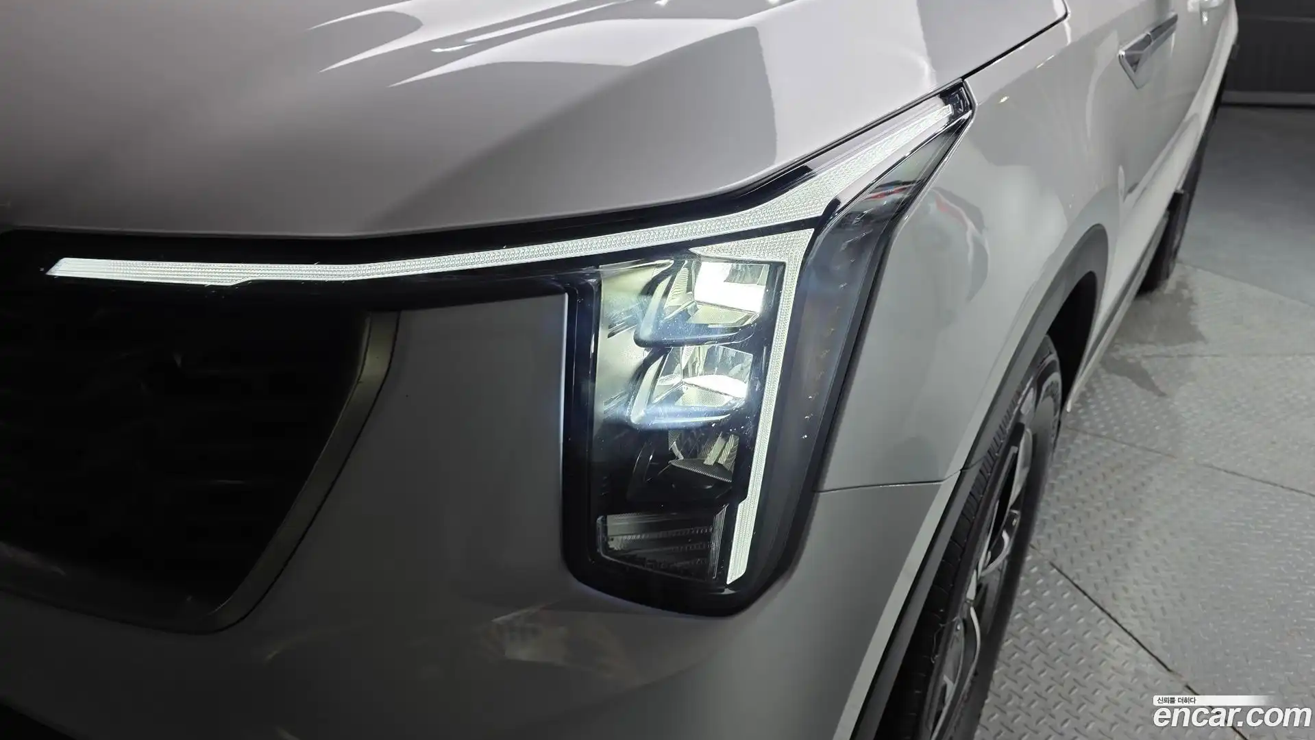 Sorento Kia 2024.0-OUTER-032