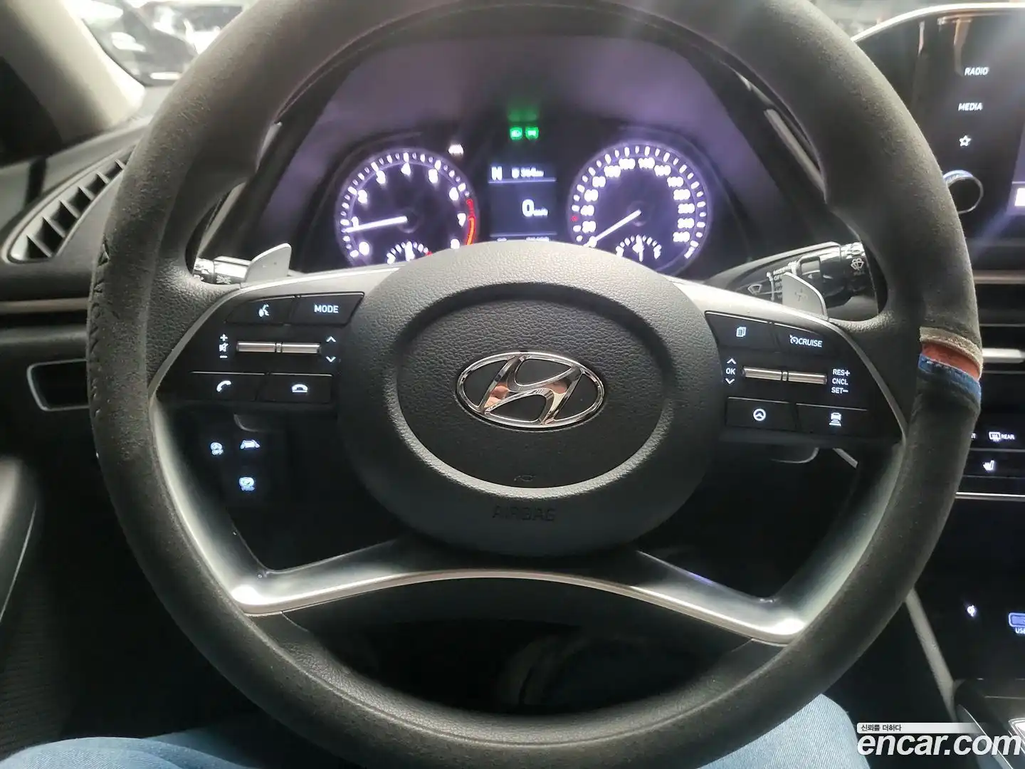 Sonata Hyundai 2021.2-INNER-010