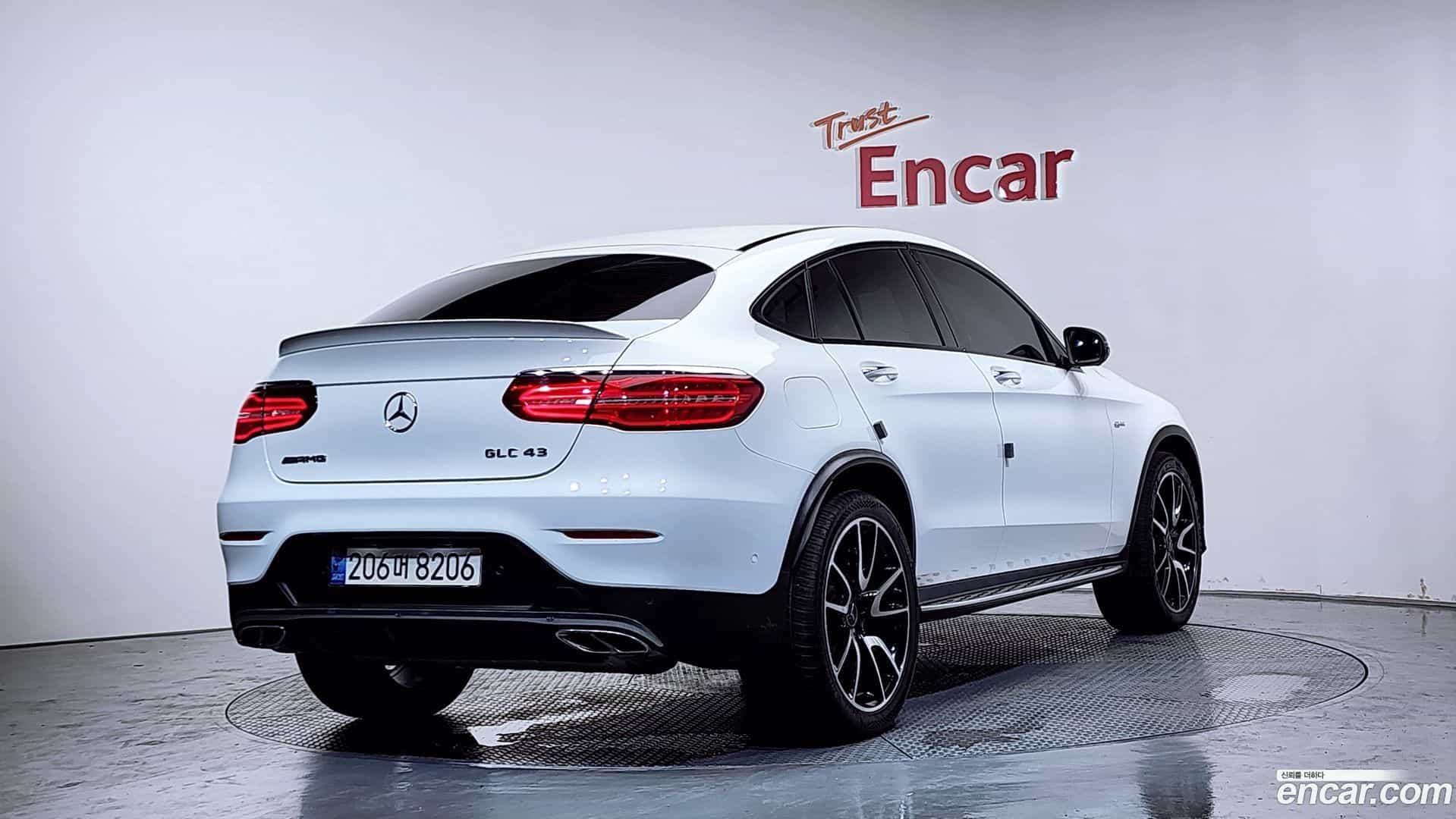 GLC-Class Mercedes-Benz 2018.9-OUTER-002