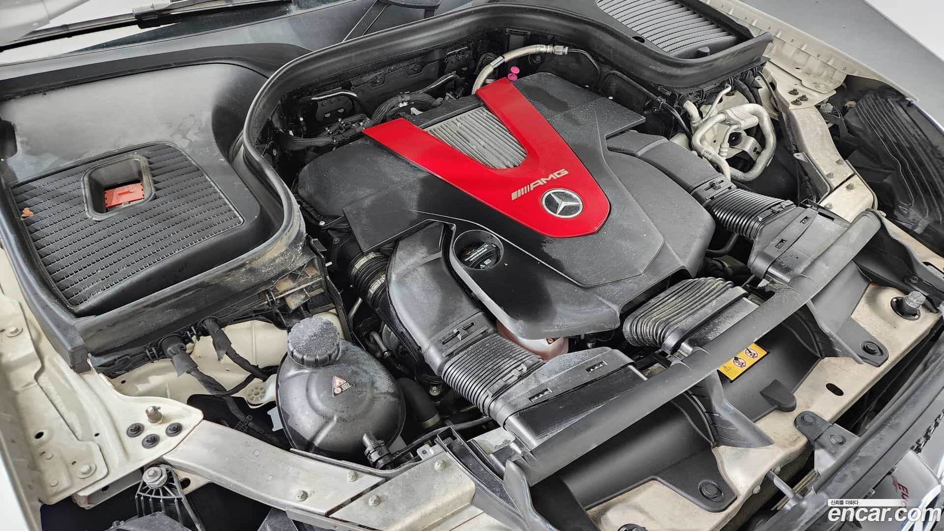 GLC-Class Mercedes-Benz 2018.9-OUTER-006